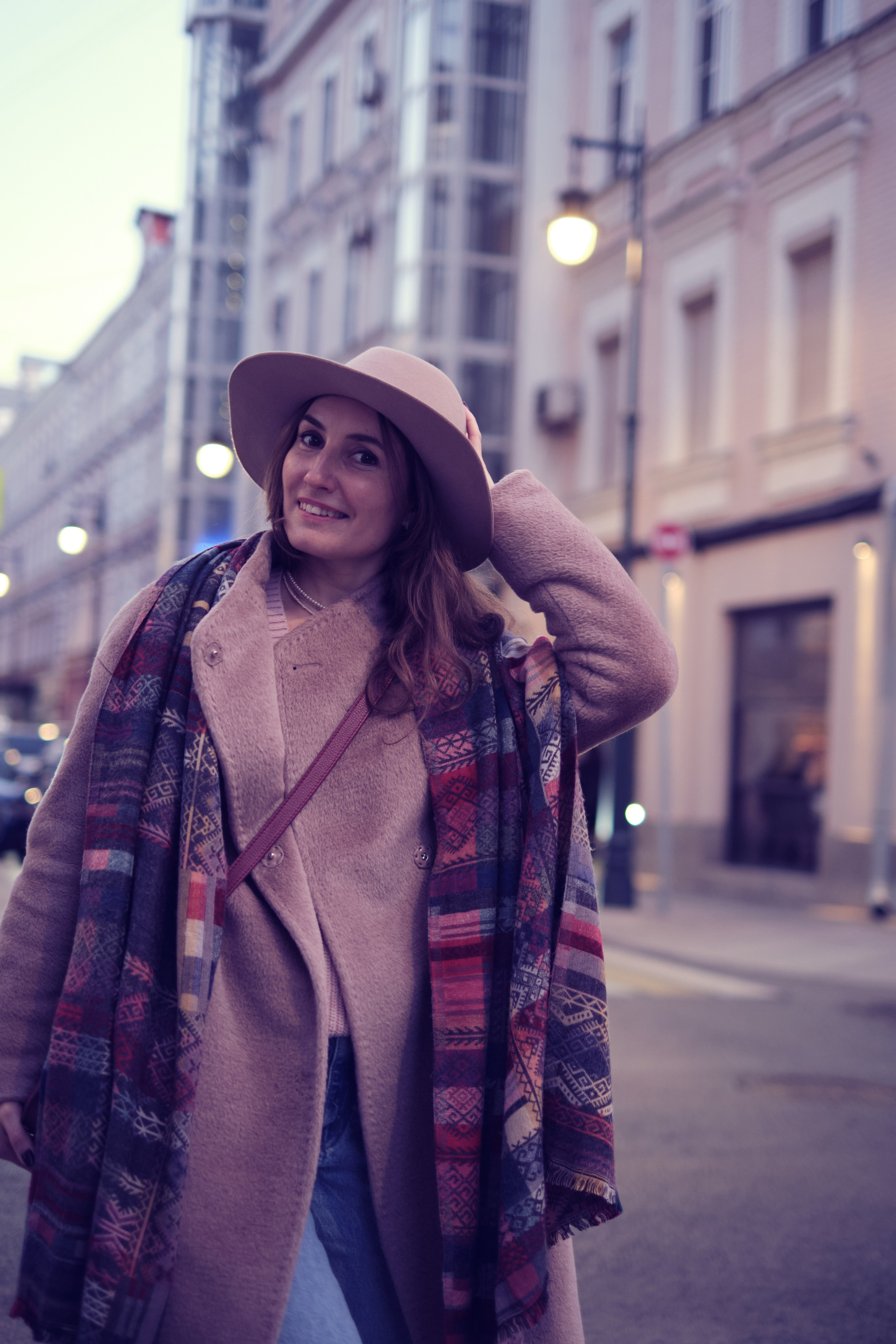 Фотосессия красивой женщины на Патриарших. Елена Павленко. Фотограф. Москва