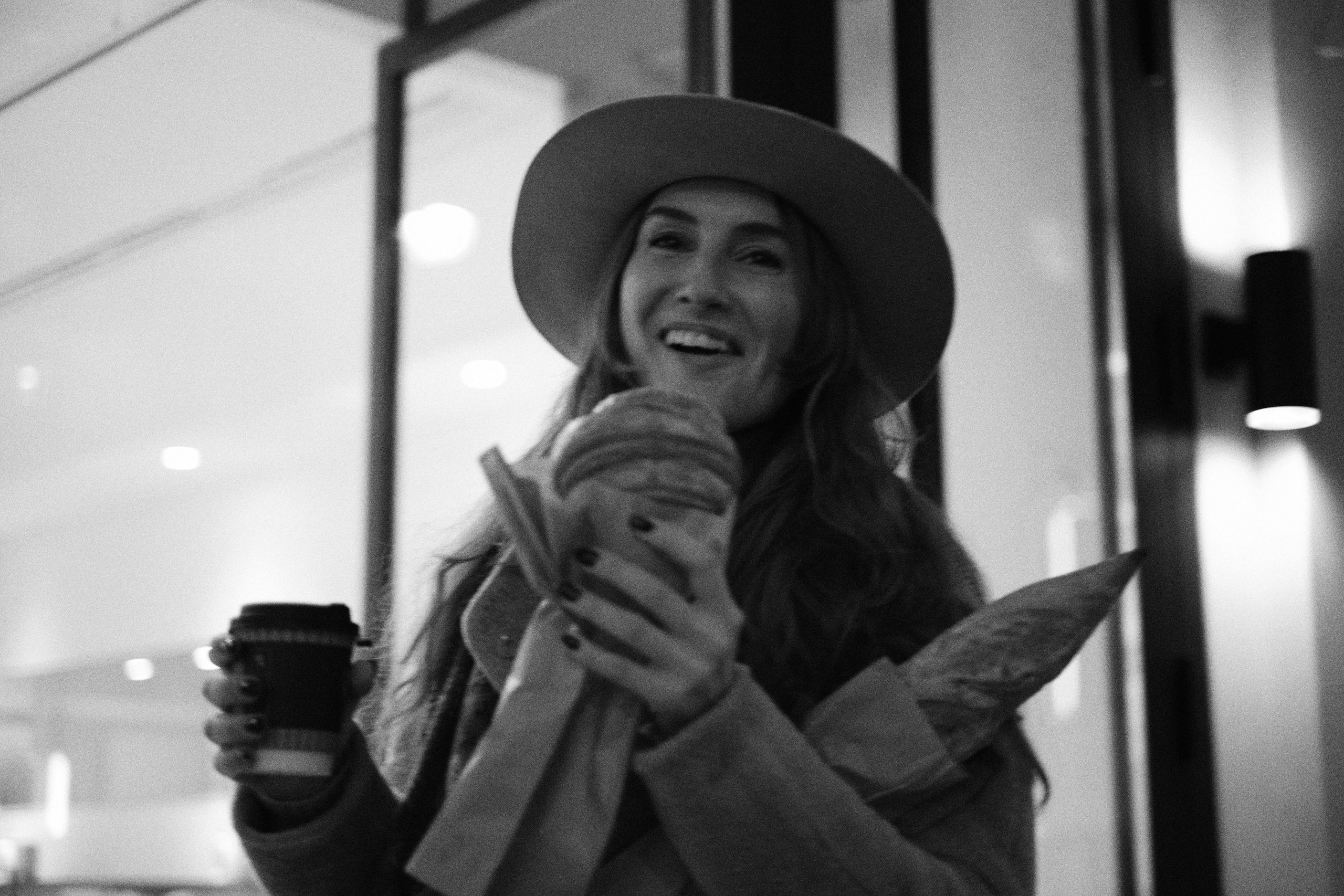 Фотосессия красивой женщины на Патриарших. Елена Павленко. Фотограф. Москва