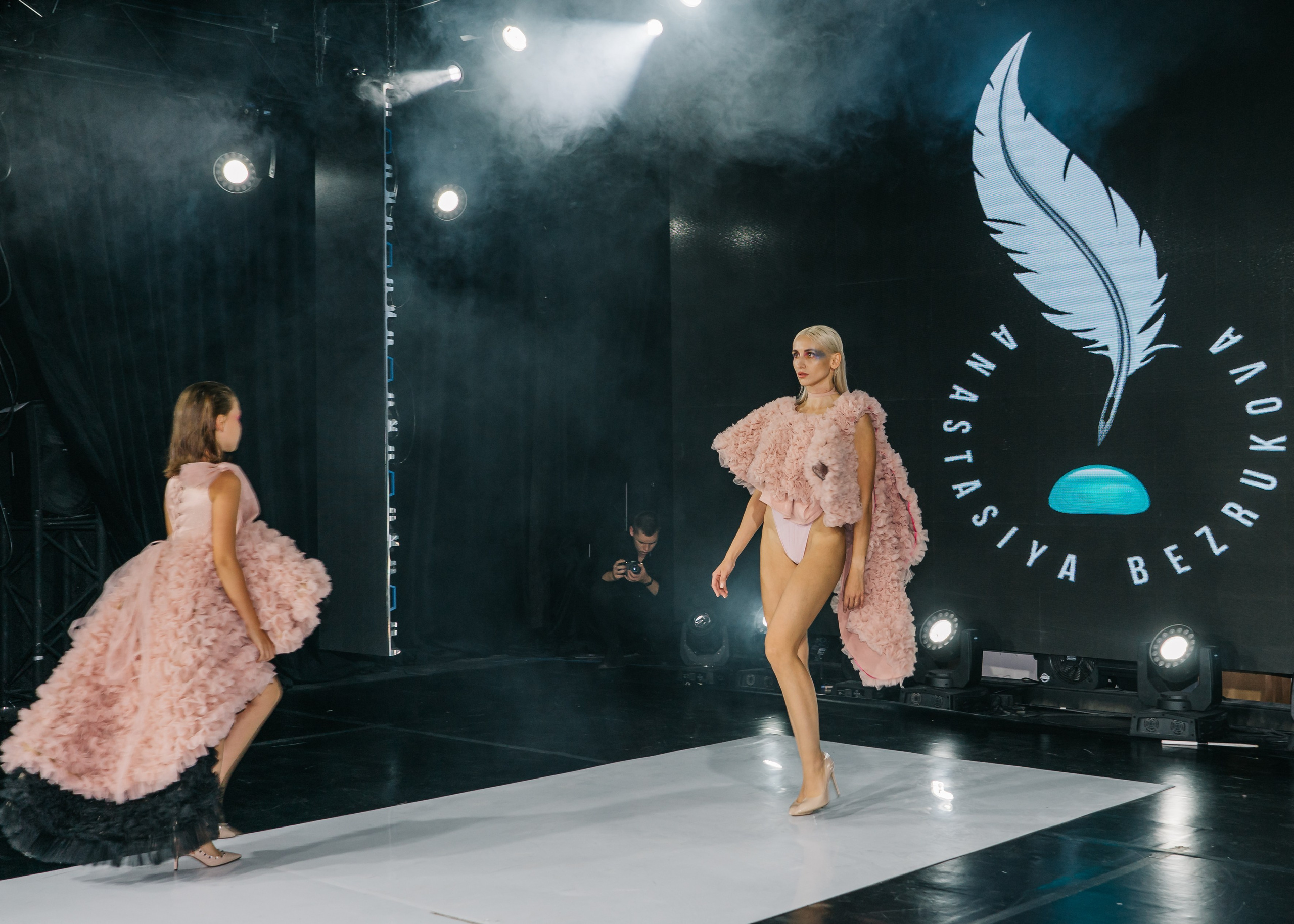 World fashion. Женский фотограф в Москве Анастасия Сидорова