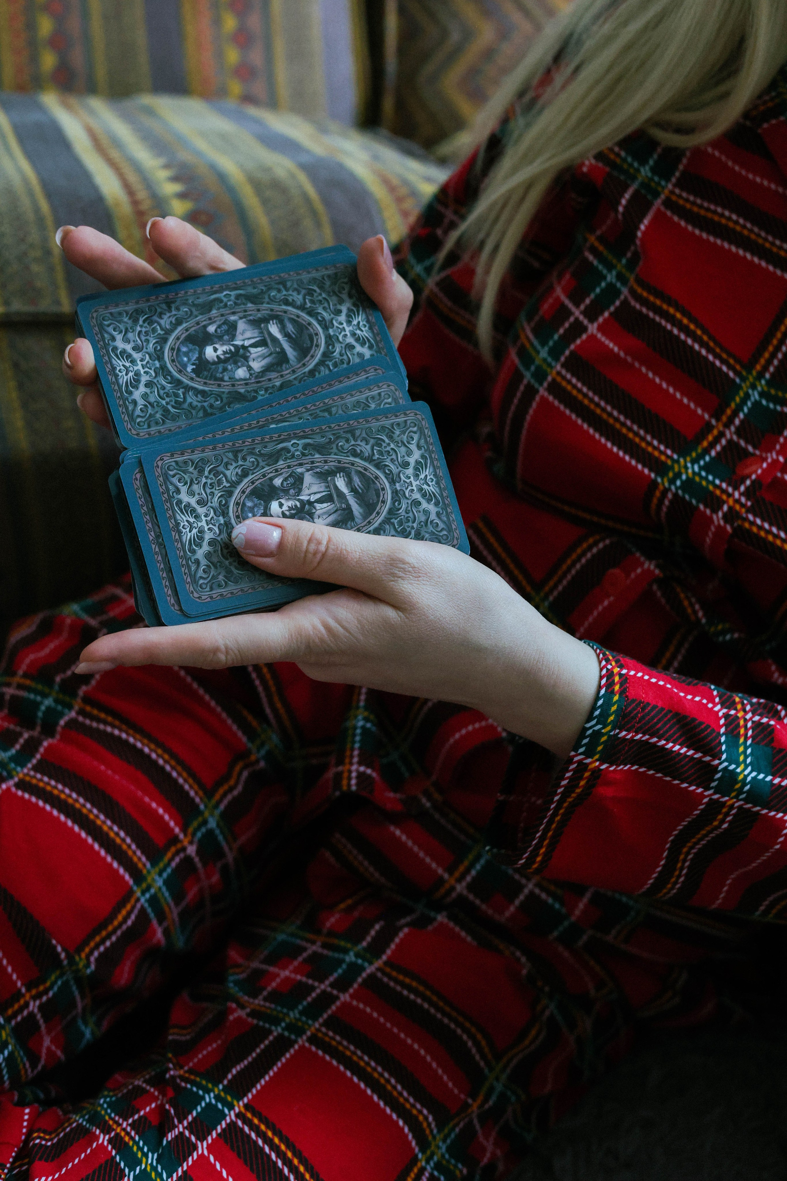 Свечи и карты. Фотограф в Москве Анастасия Калинина