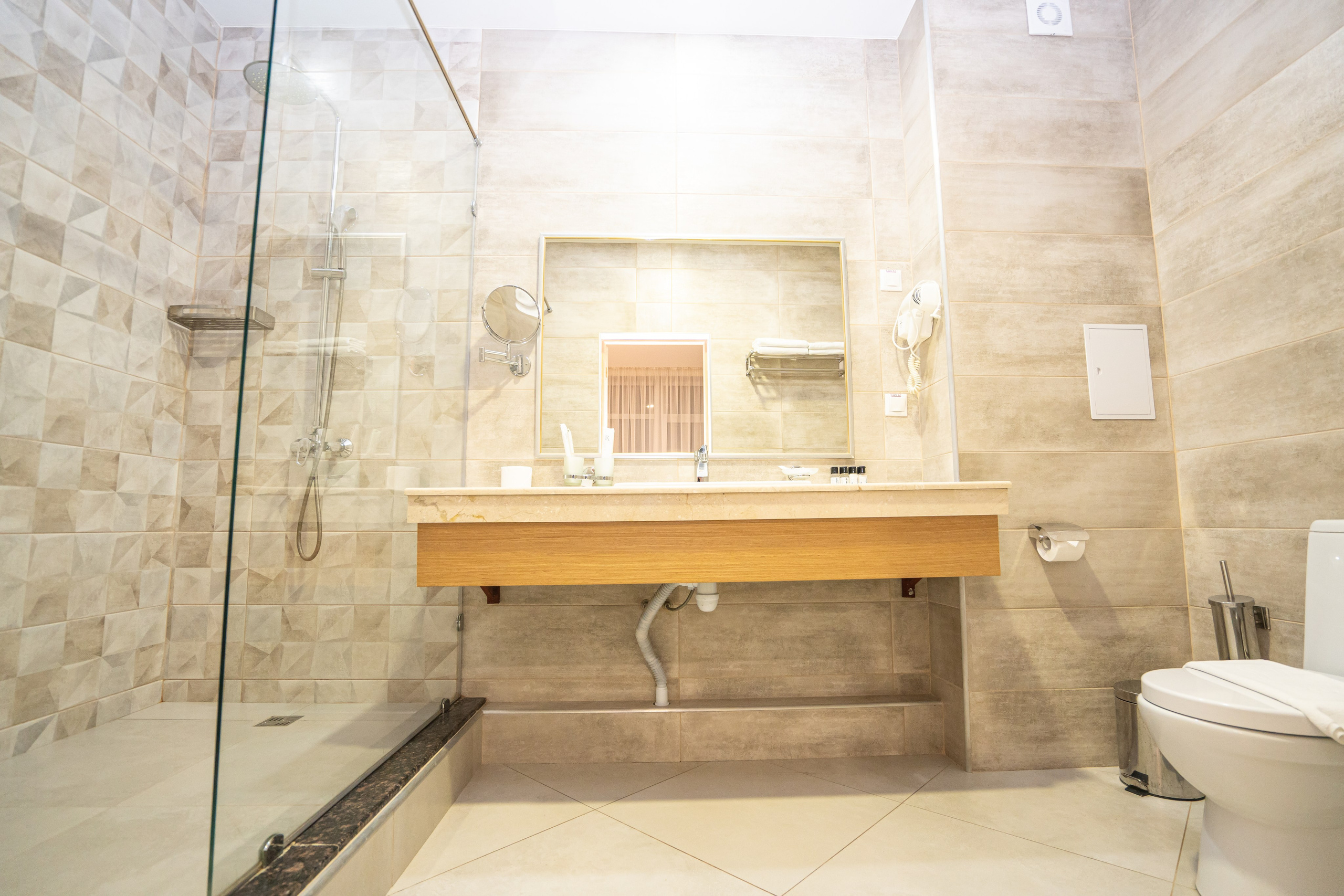 Интерьерная фотосъемка премиальных отелей Dream Hotel в Краснодаре и Анапе Профессиональная фотосъемка интерьеров отелей Dream Hotel: Красно. Шедевры для Вас! Фотограф и Видеограф в Краснодаре Пахиев Руслан