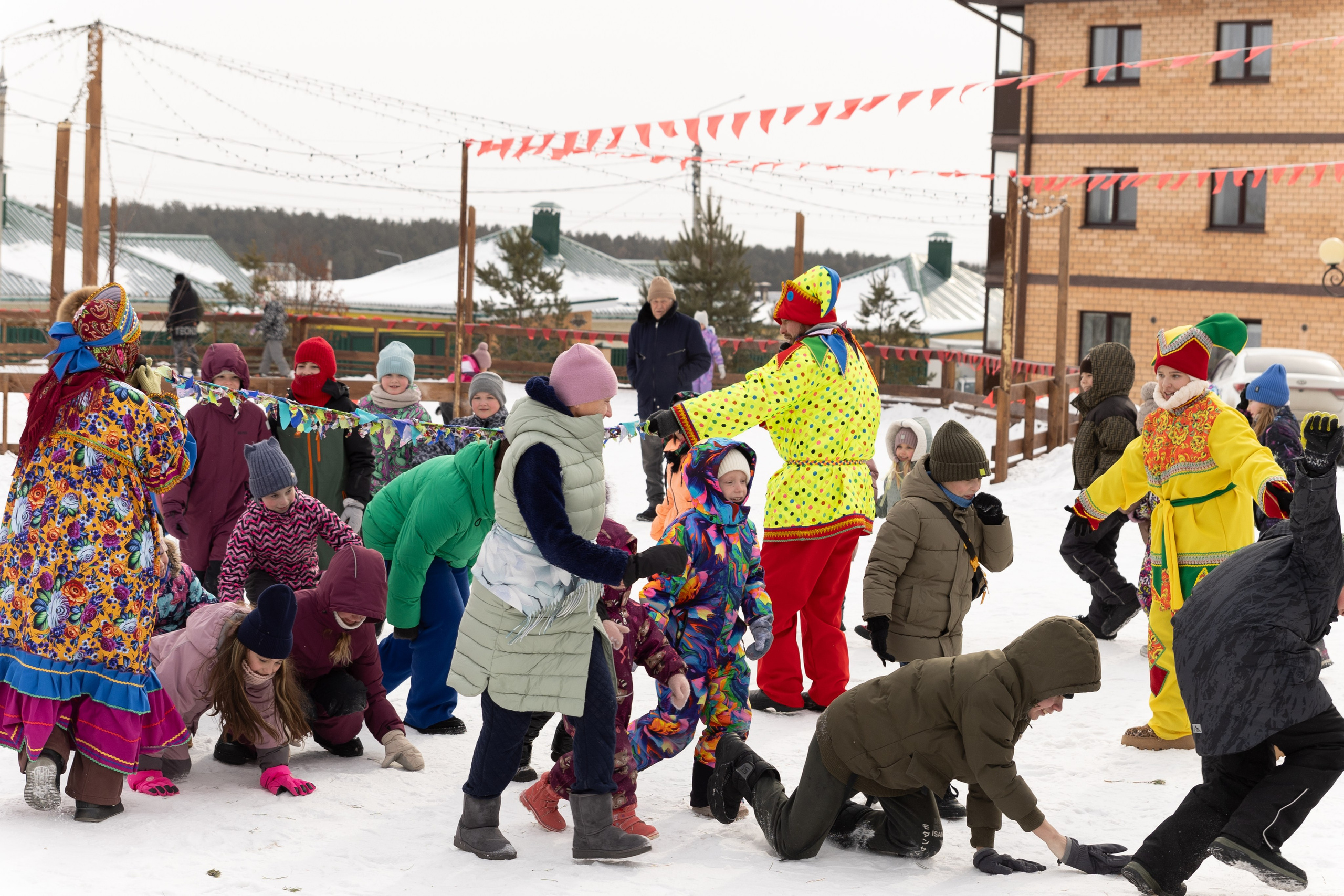 Масленица 2026 в Хрустальном Парке. Семейный фотограф Надежда Каримова | Иркутск Байкал Аршан