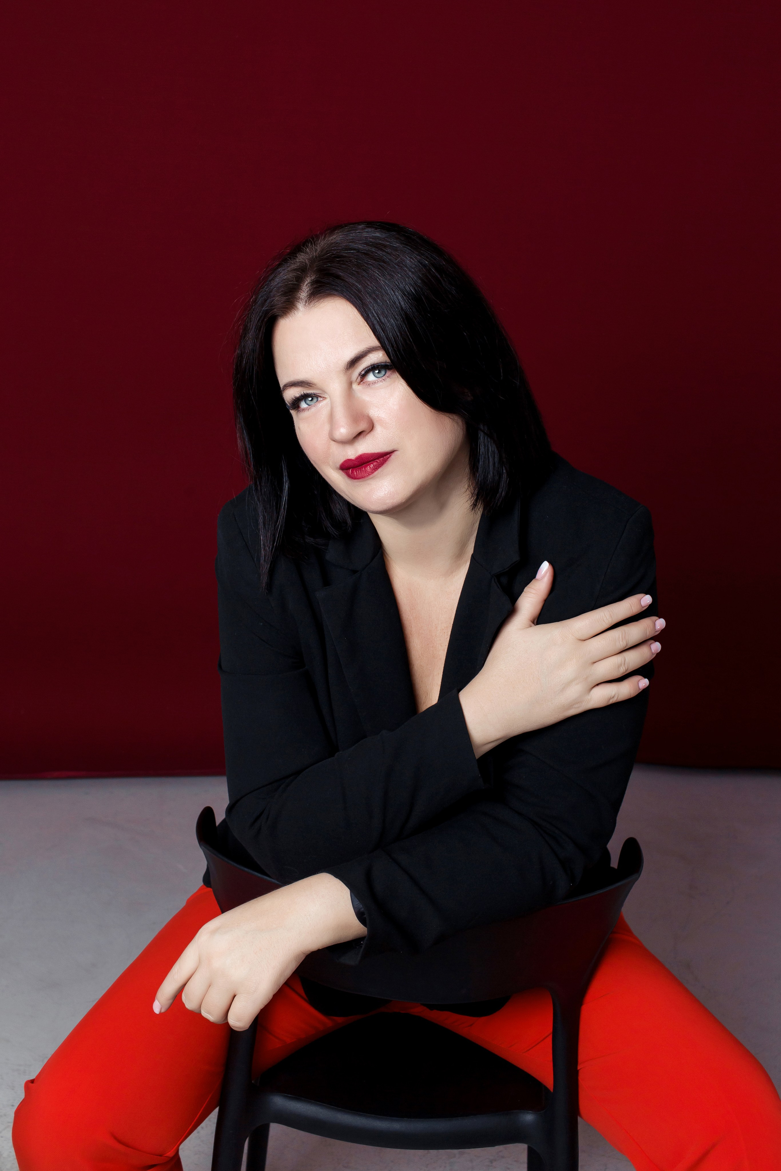 Елена деловая фотосессия. Женский фотограф в Оренбурге Ирина Заводчикова