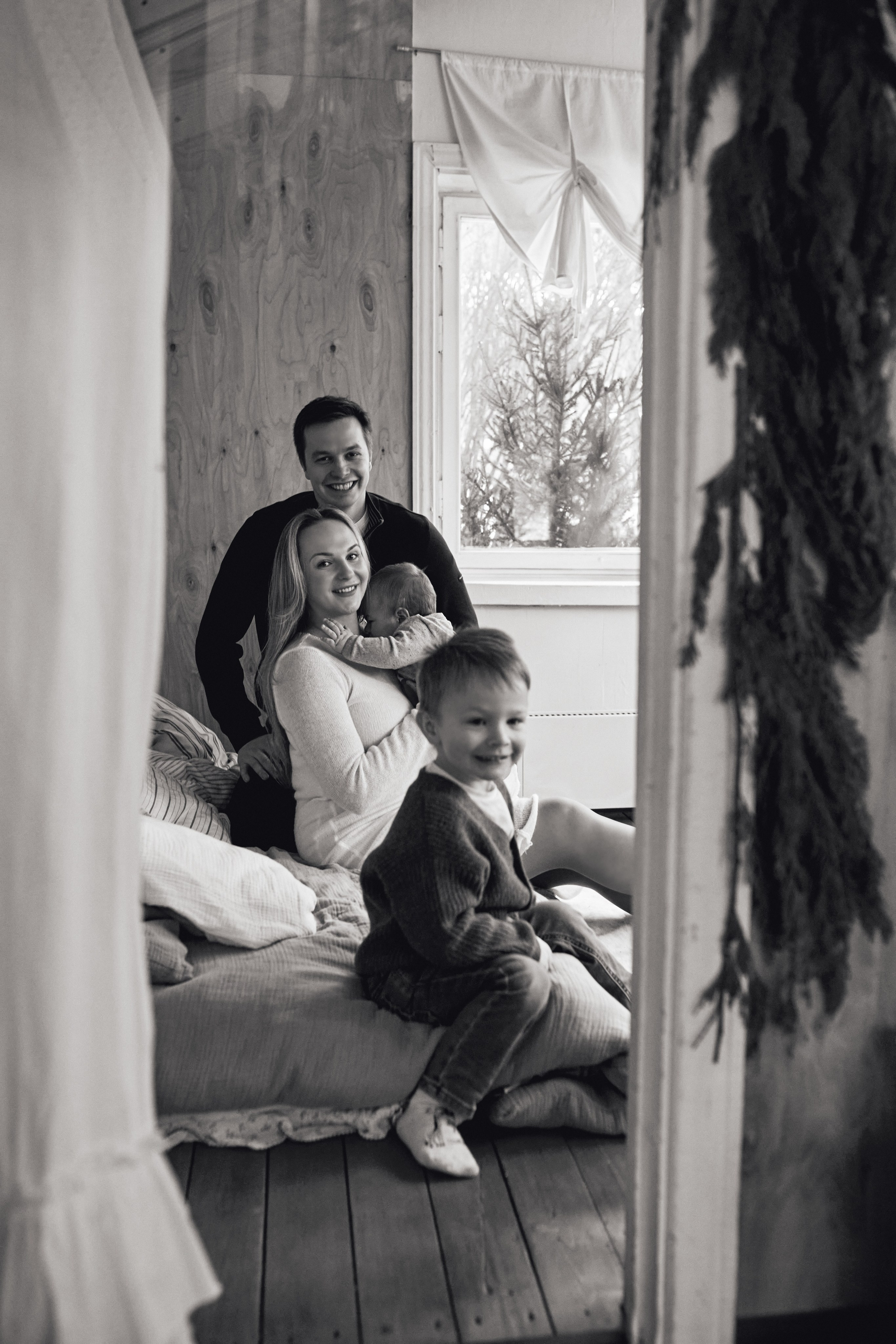 Наталья, Даниил и Дима с Андреем. Http://mira-photo.ru/