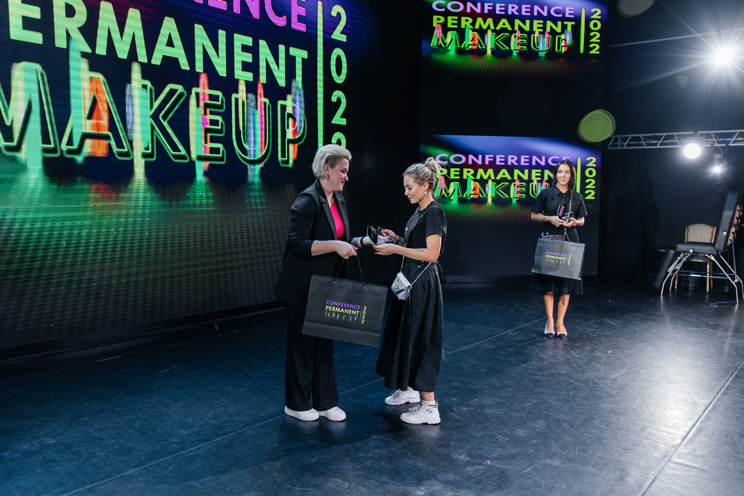 Conference Permanent Makeup. Фотограф Денис Лесковский (Тюмень)