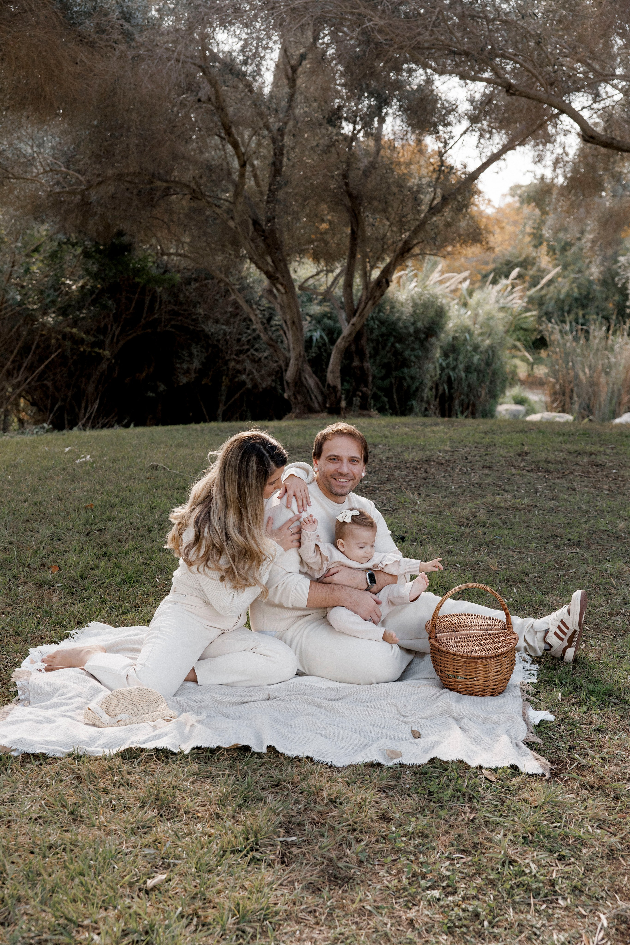 First year photoshoot inside the park (early morning). Главная