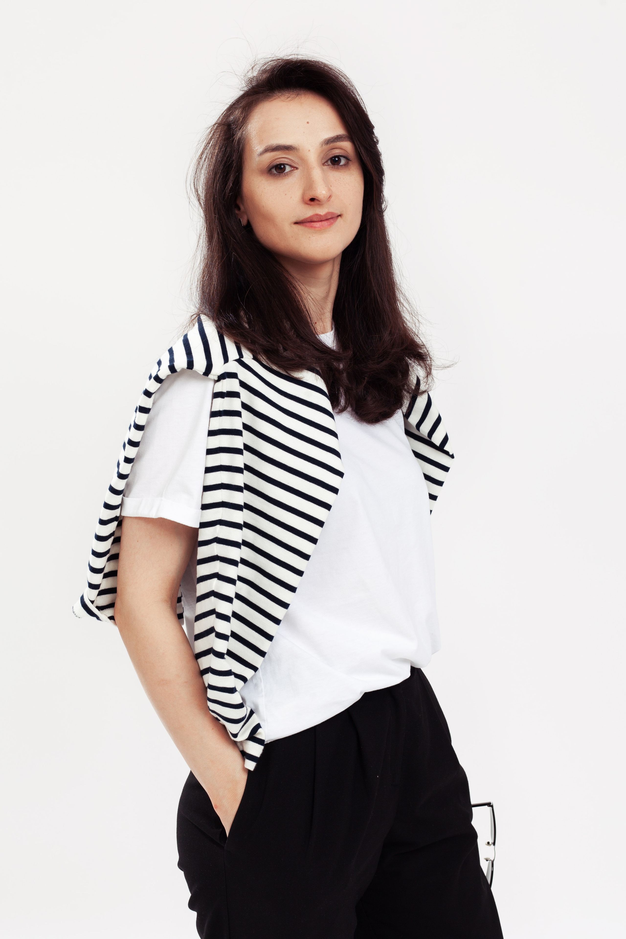 Корпоративная съемка сотрудников. Общие и портретные фото в студии Нижнего Новгорода