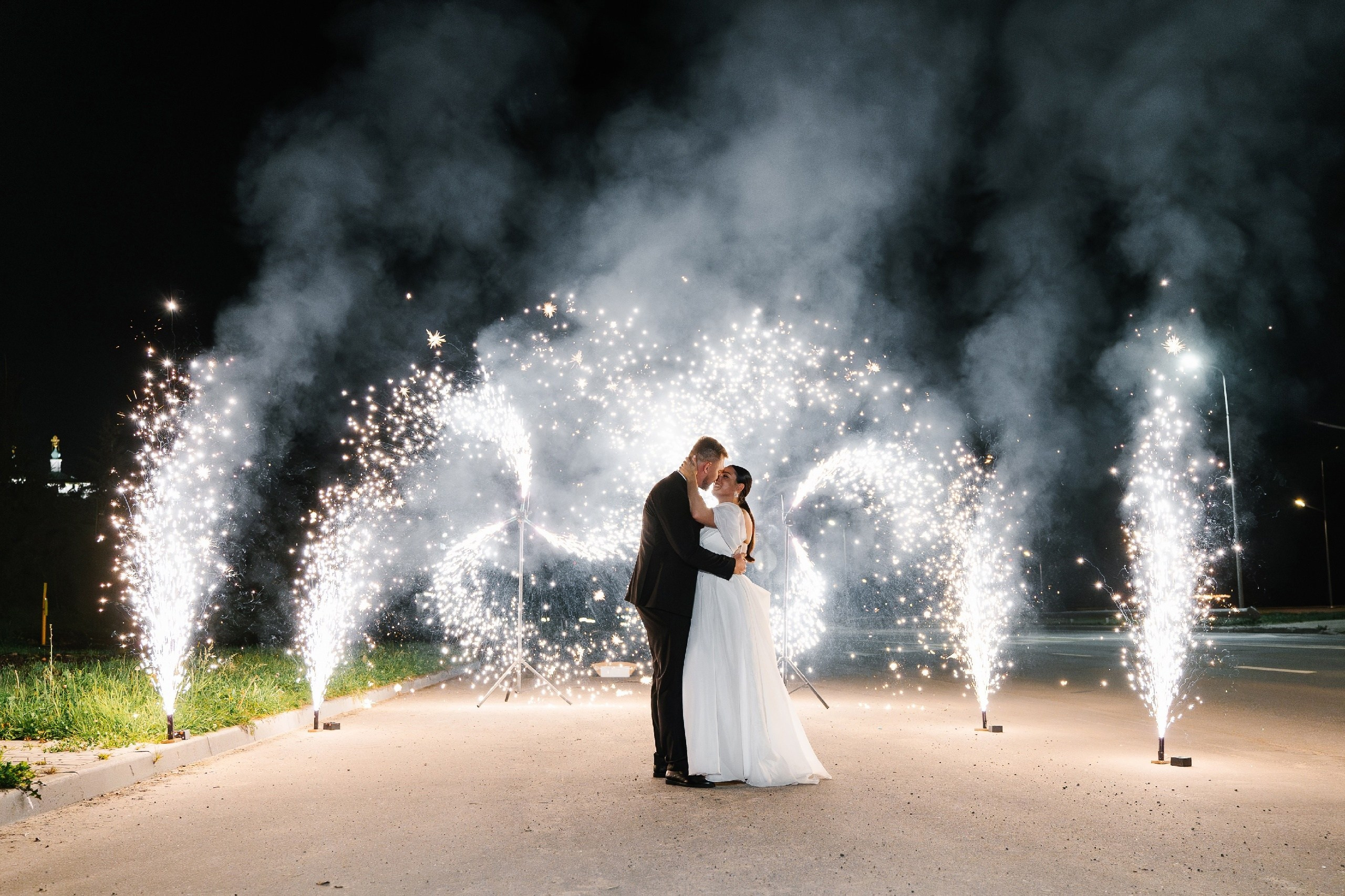 Огненно-пиротехническое шоу, салюты, пиротехника на ваш праздник!