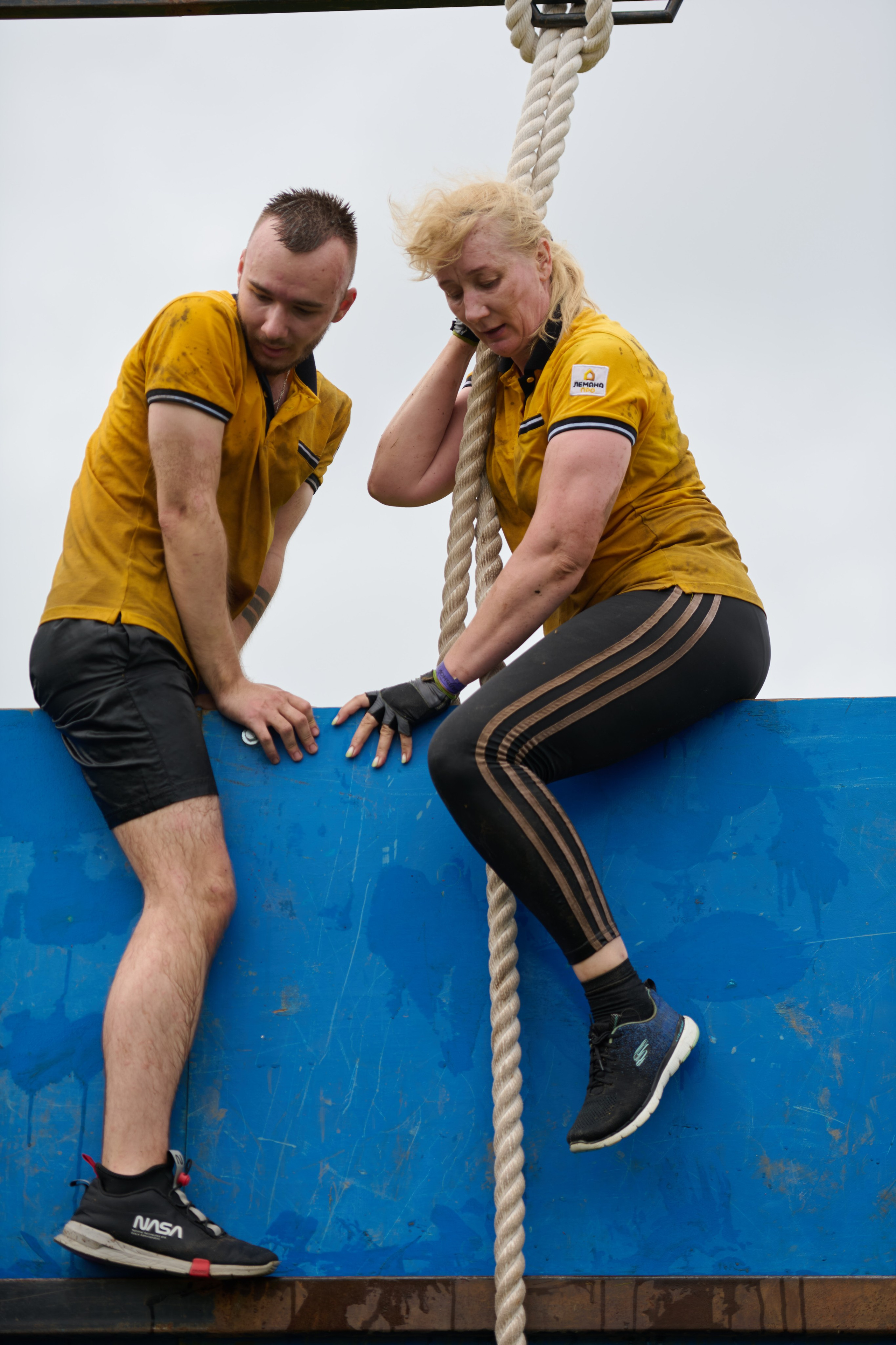 Фоторепортаж с забега Стальной характер в Сургуте, 5 июля 2025. Репортажный и семейный фотограф — Шелихов Сергей
