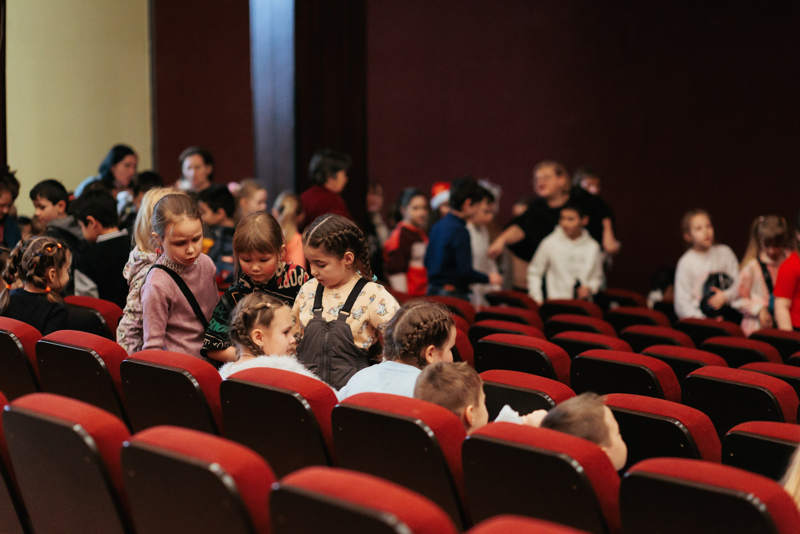 Заказать сказку на новый год, режиссура театрализованного представления, спектакль для детей на новый год. Режиссер в Рязани Ольга Синичкина
