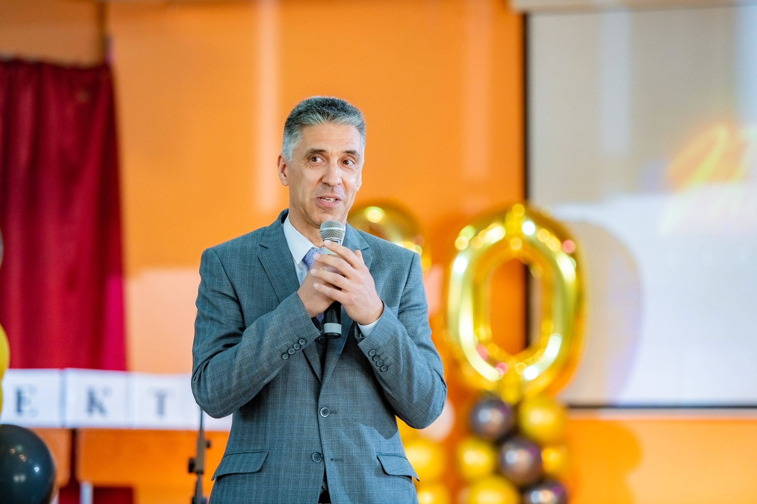 Вручение дипломов. ProfotoNK