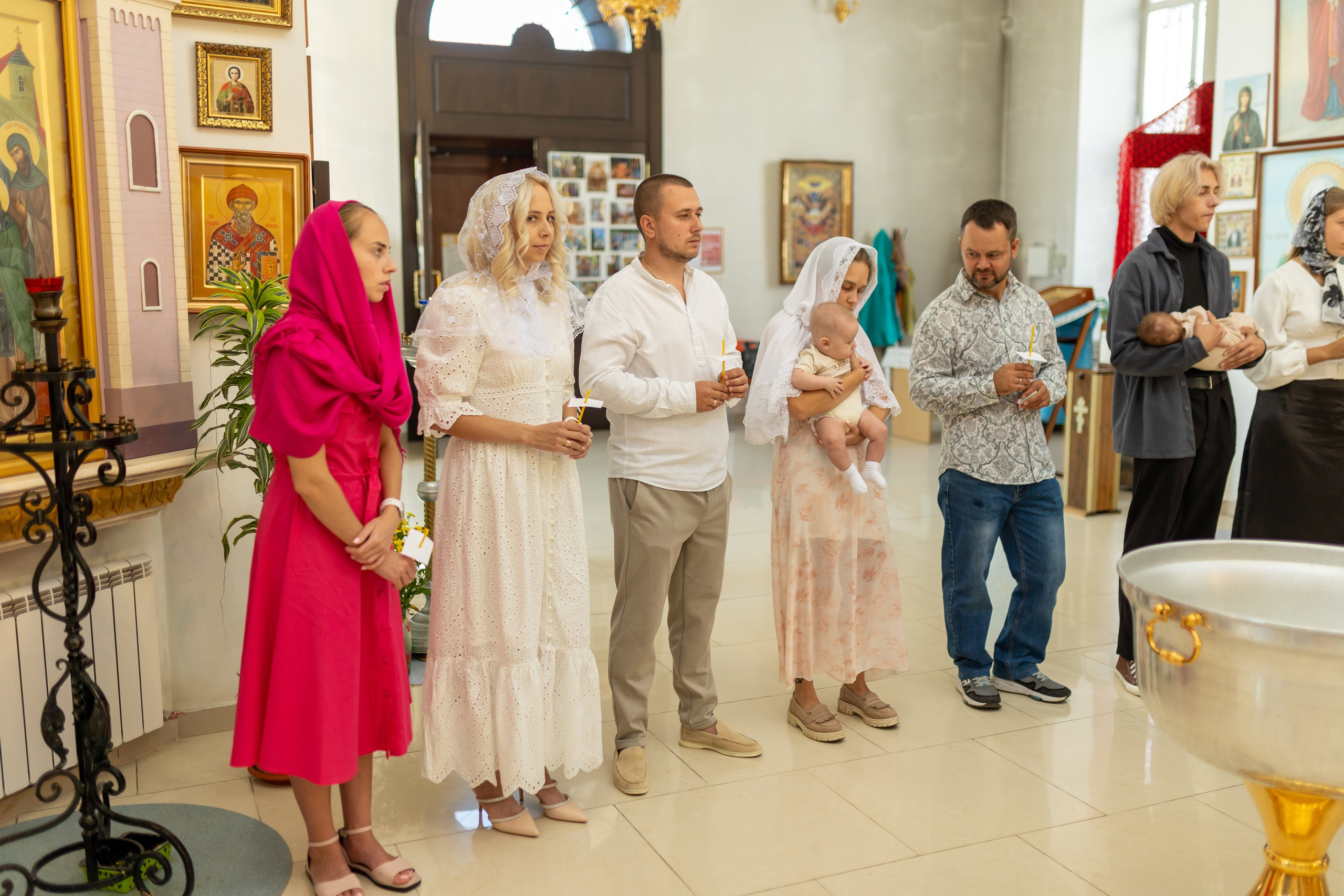 Крещение Артёма (все фото с таинсвта крещения). Фотограф новорожденных. Детский и семейный фотограф Марьяна Юдина