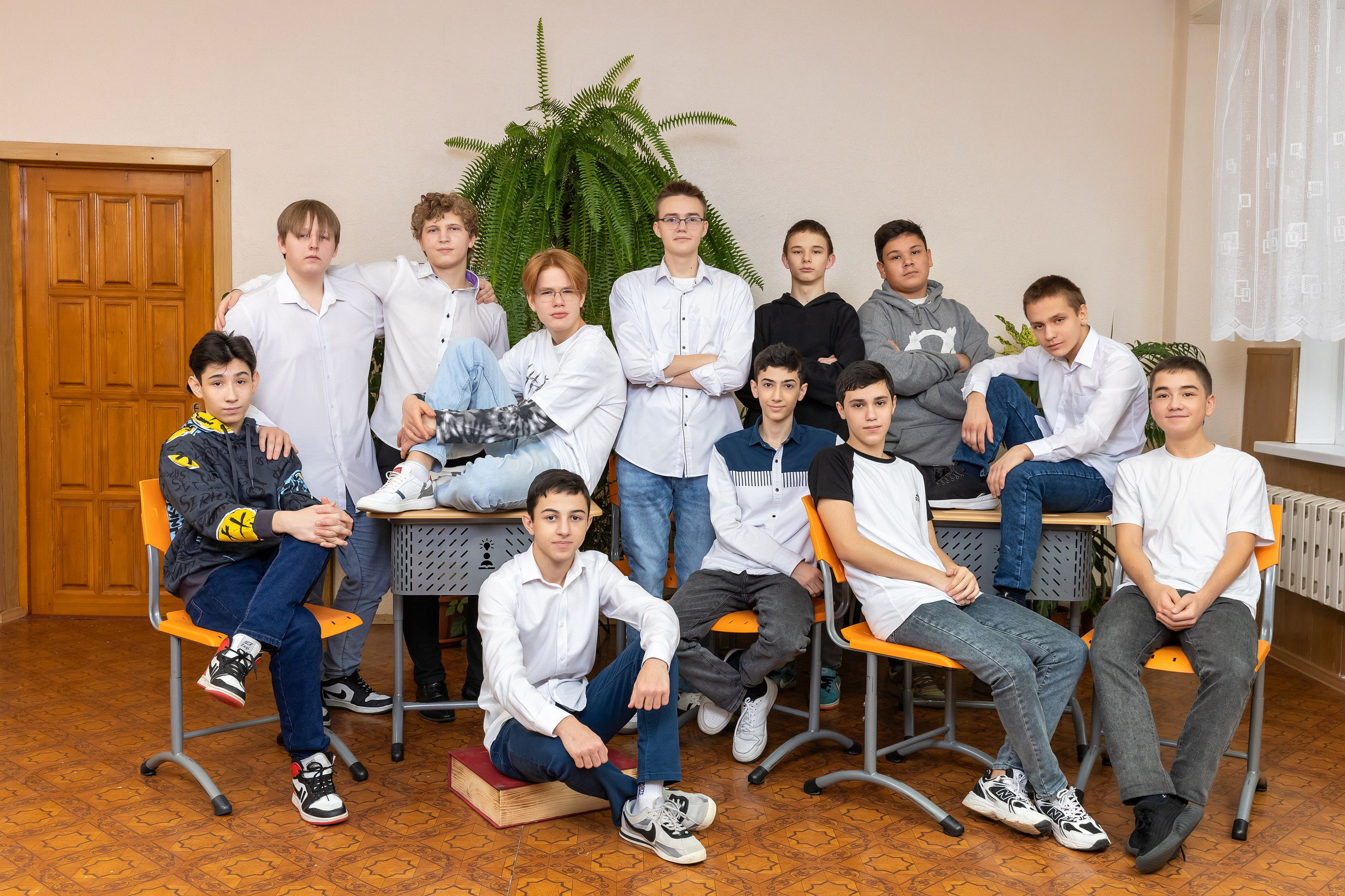 Примеры фото СТАРШИЕ КЛАССЫ. Фотограф Радужный ХМАО, Школьный фотограф, семейный фотограф, выпускной альбом