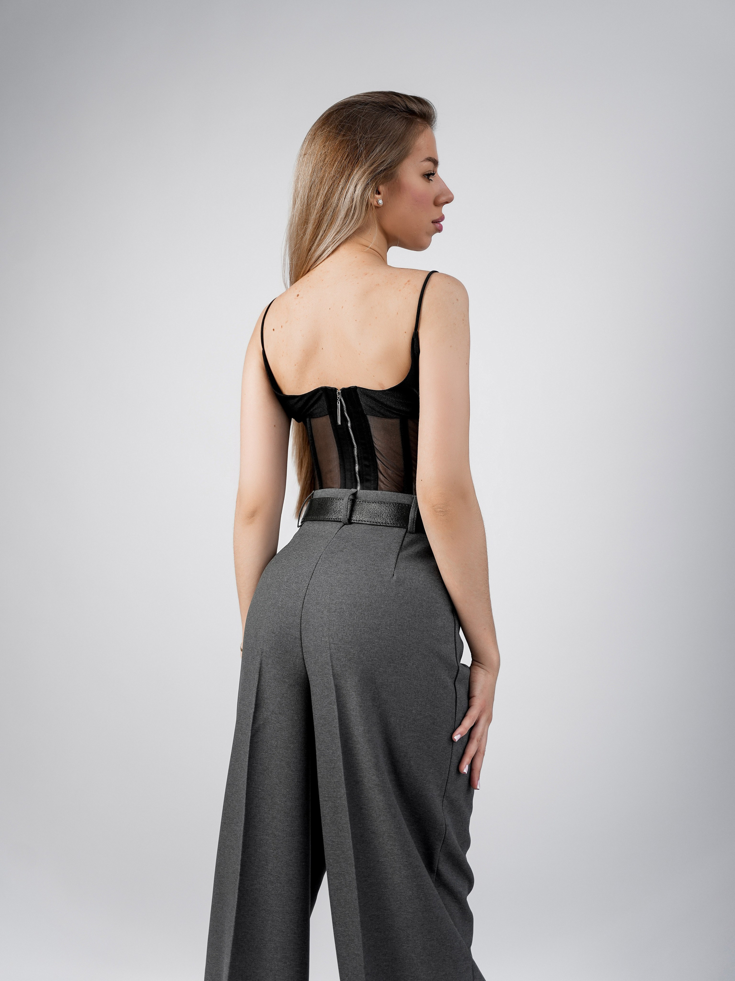 Съёмка брюк для wildberries. Фотограф в Смоленске Ольга Давыдова