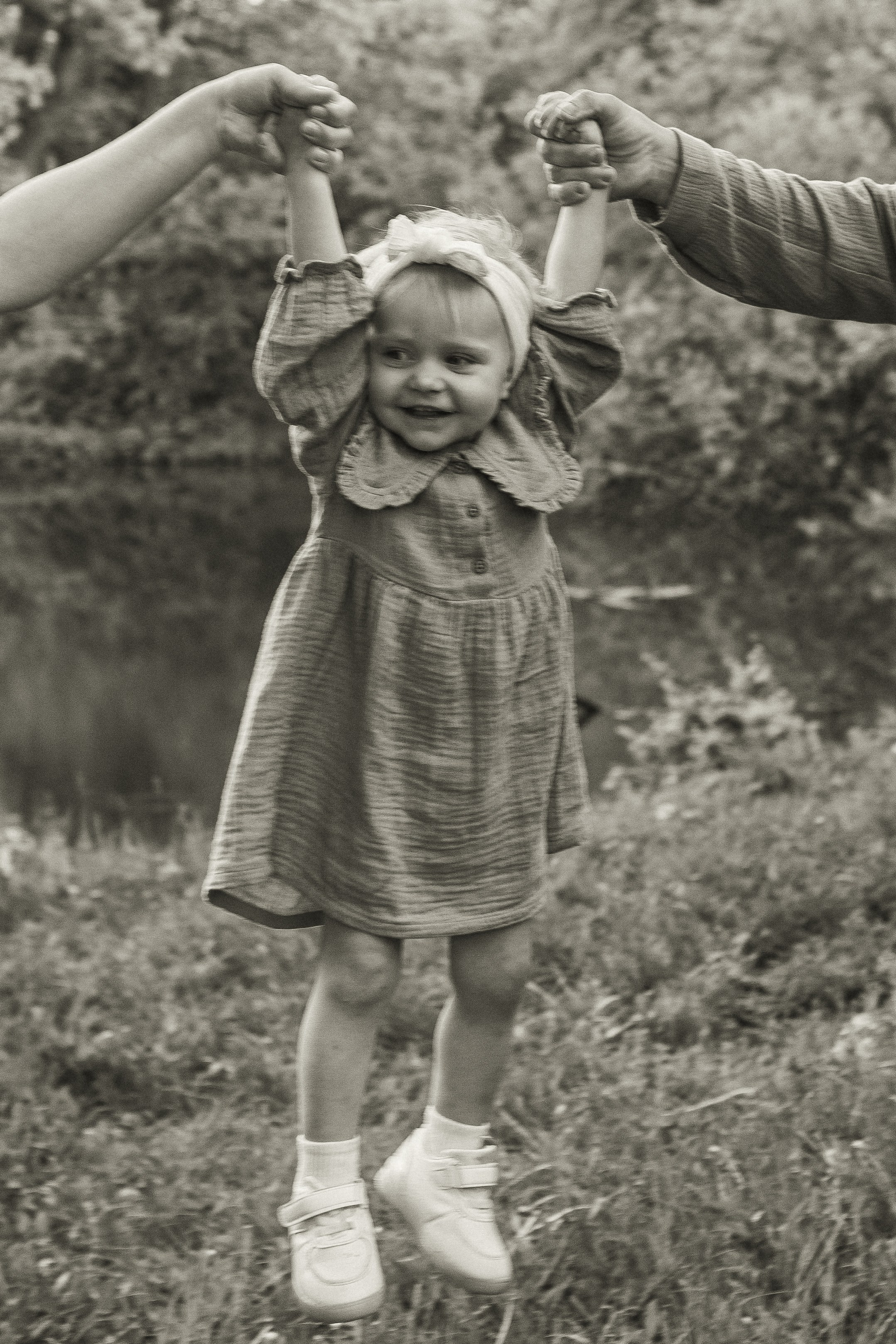 Фотосессия под летним дождем с Алексеем, Юлией и их доченьками. Фотограф в Ставрополе Svetlana Matveeva