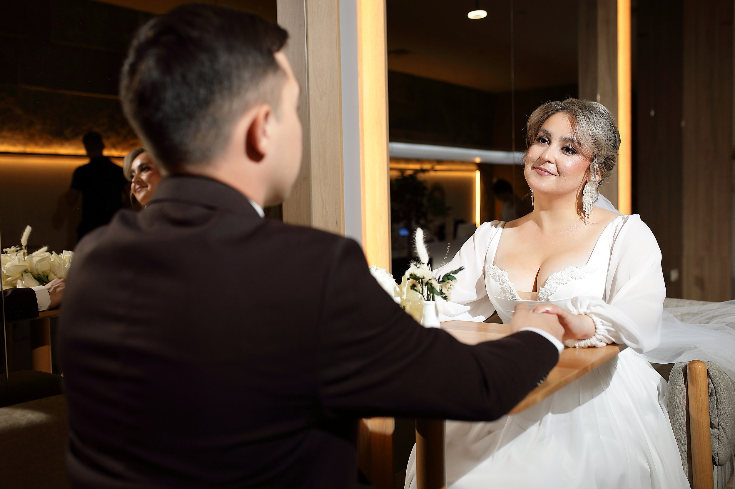 молодожены фотосессия в отеле