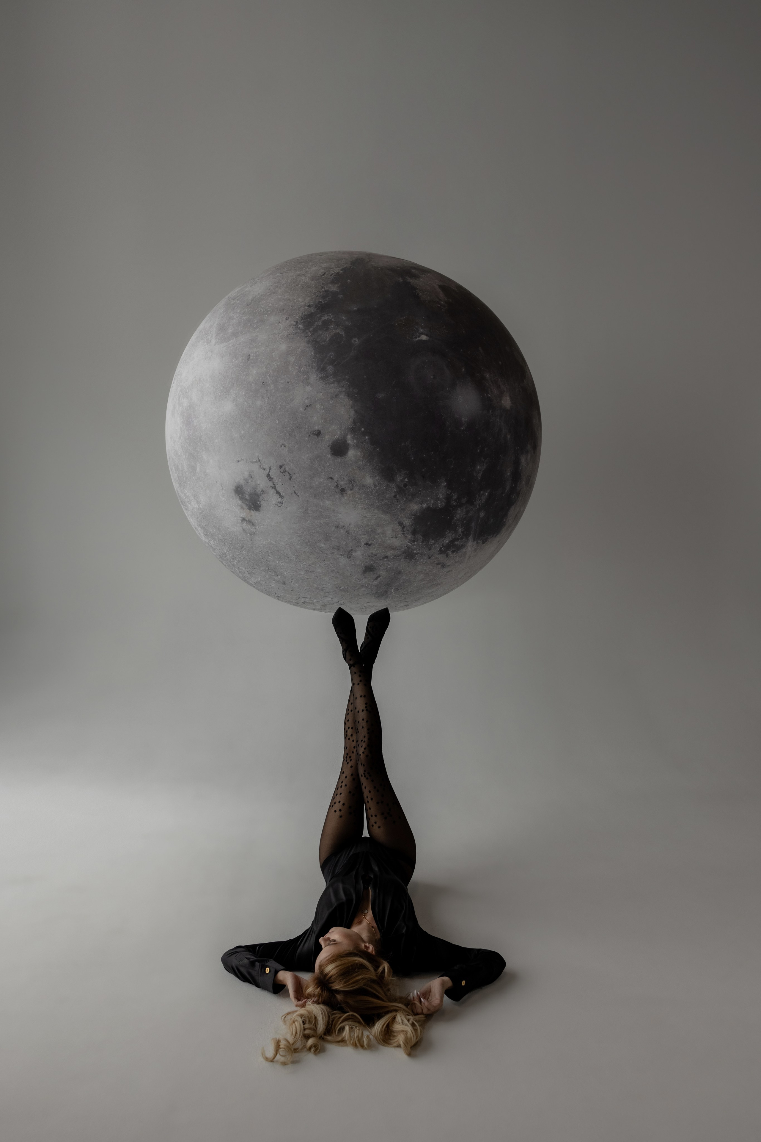 Фотоссеия для астролога. Женский и контент фотограф в Москве. Алла Поломарь