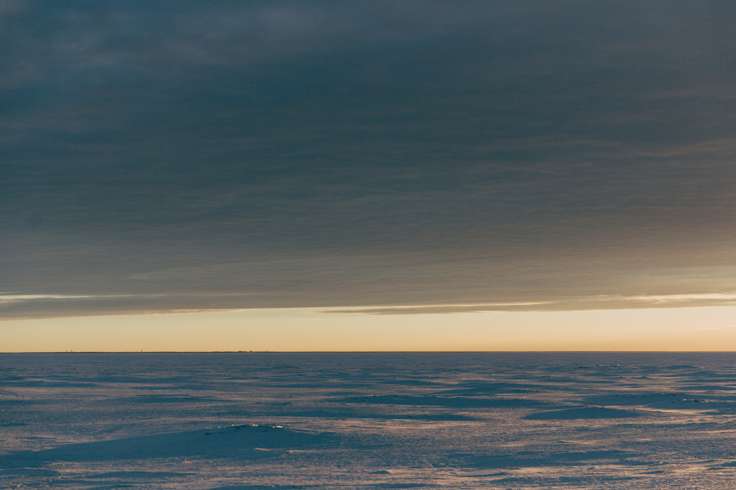 Идеи для фотосессии в СПб: Финский залив на закате (портреты)