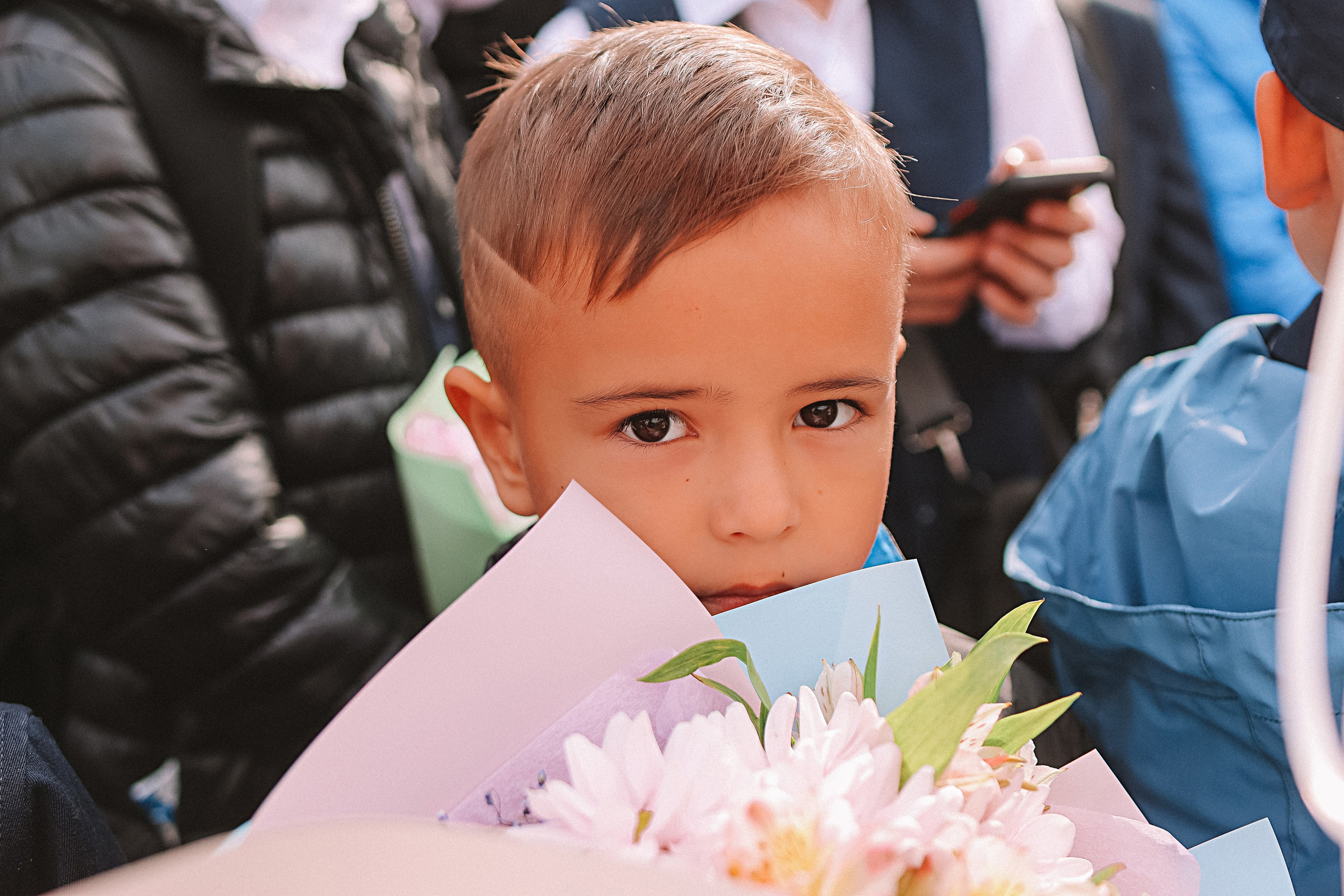 1 сентября линейка+кл час+портреты. Семейный фотограф Тюмень, фотограф на роды Салмина Мария