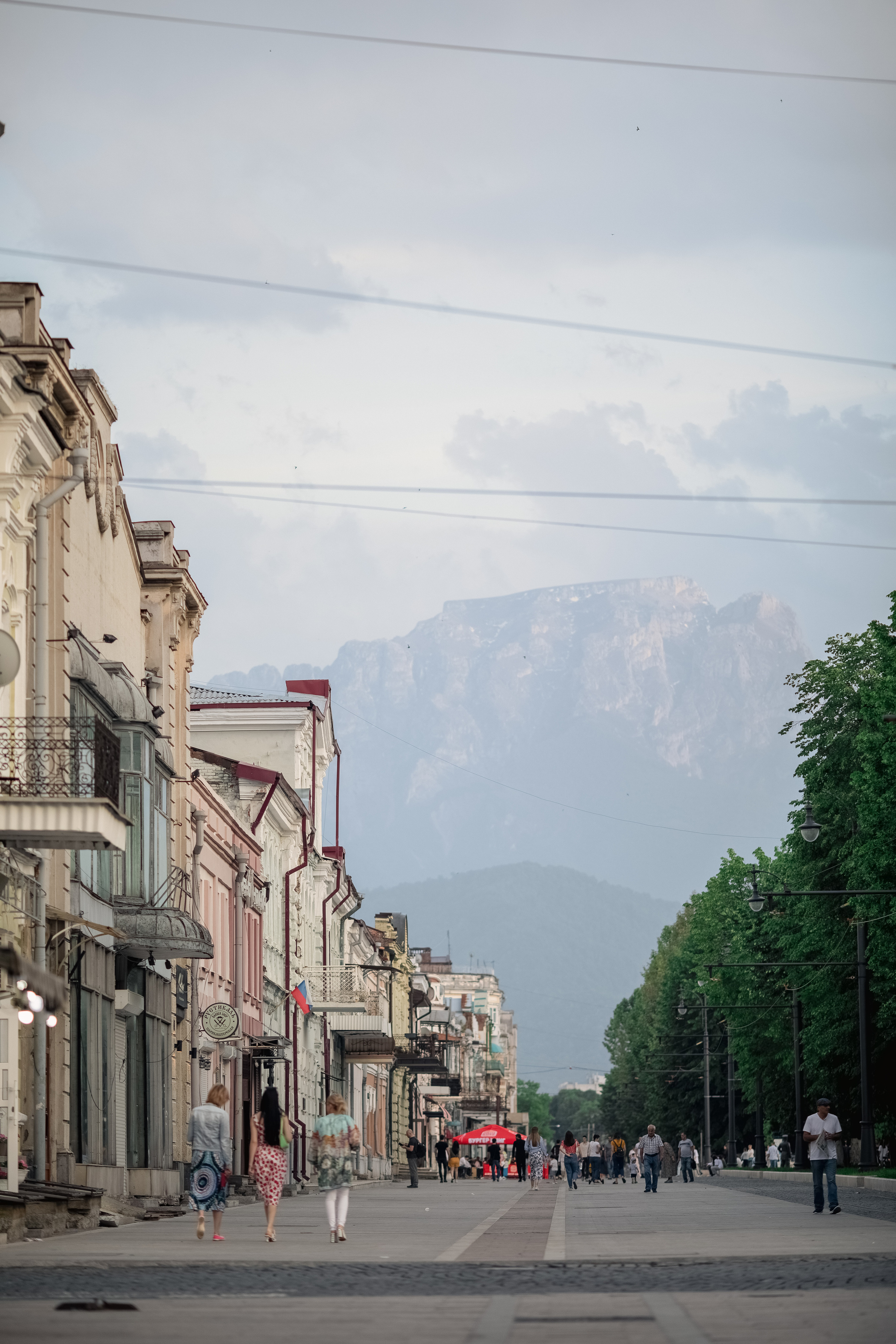 Love Story в центре Владикавказа. Фотограф во Владикавказе Юрий Геворгизов