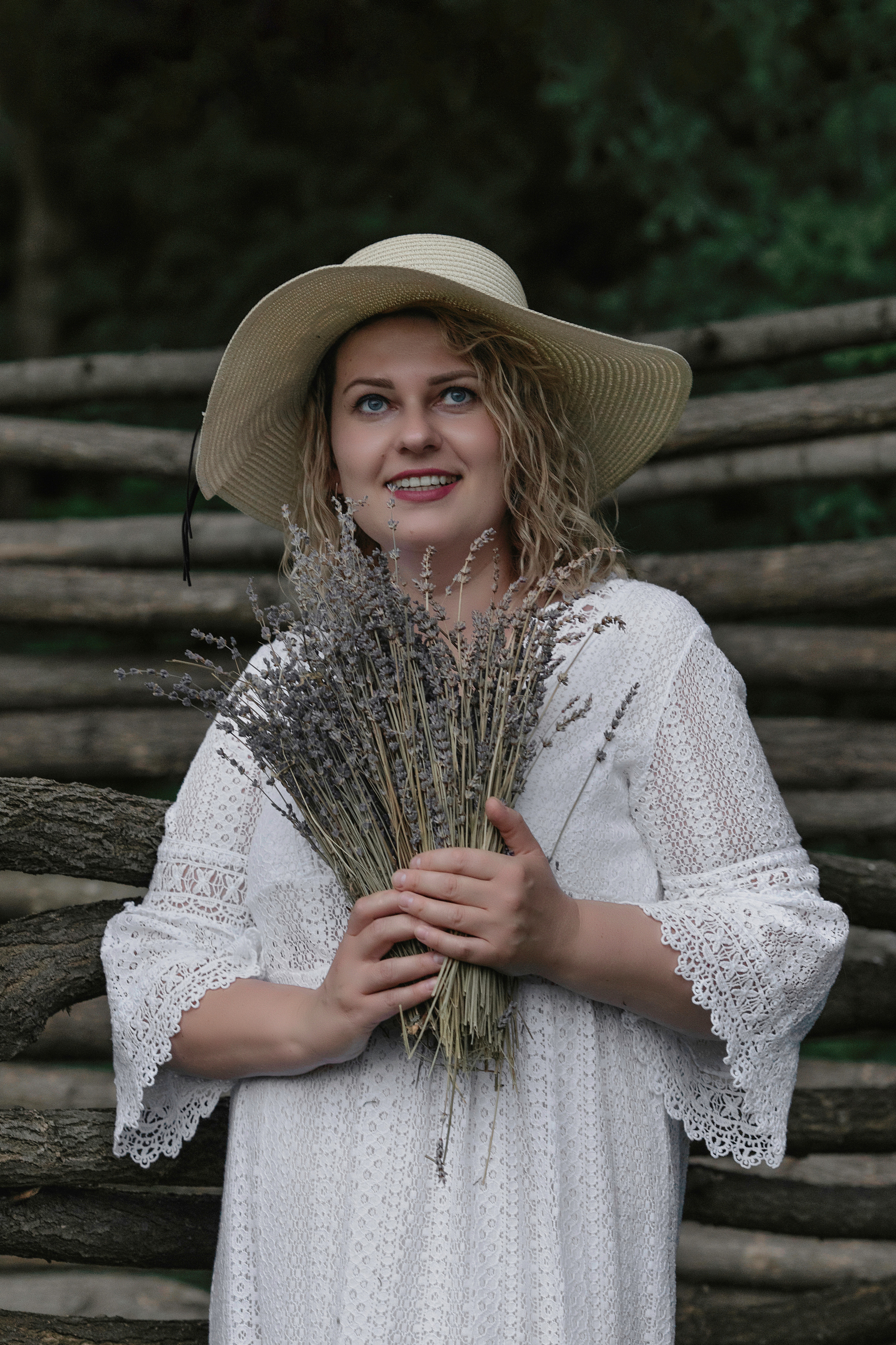 Фотосессия на природе, женский портрет. Фотограф во Владикавказе Юрий Геворгизов