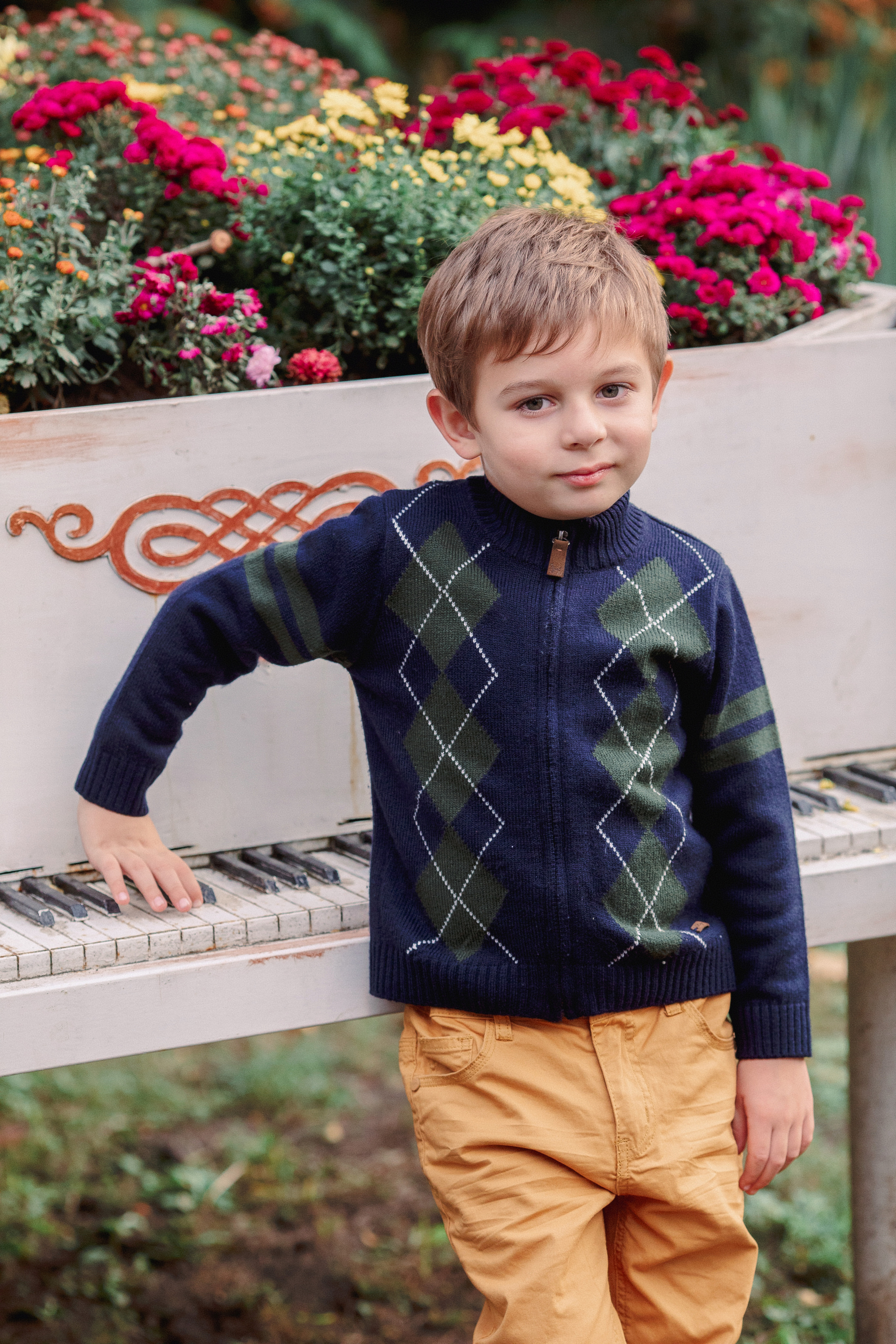 Детская фотосессия в осеннем парке. Фотограф во Владикавказе Юрий Геворгизов