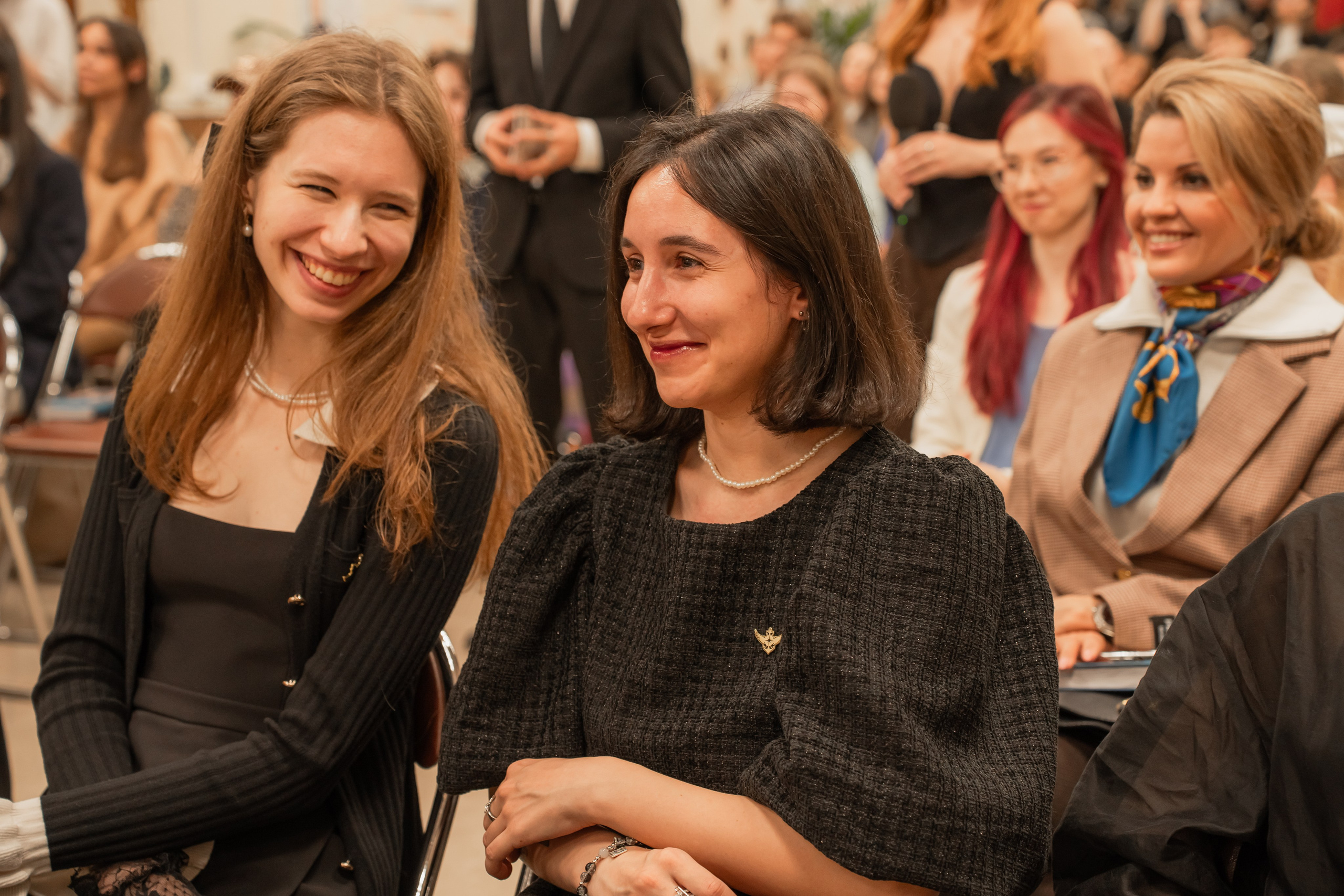 Презентация книги «Человек за бортом», автор София Цой. Репортажный фотограф Анастасия Рубцова