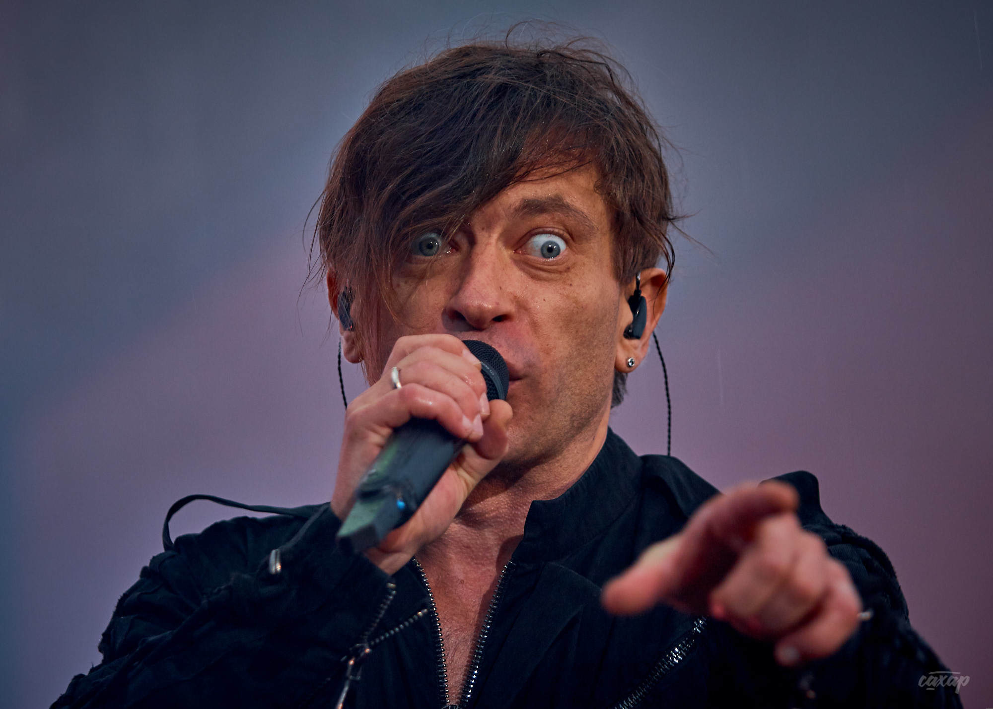 БИ-2, фото с концерта. Фотограф в Екатеринбурге Юра Сахар. Профессиональный фотограф в Екатеринбурге Юра Сахар