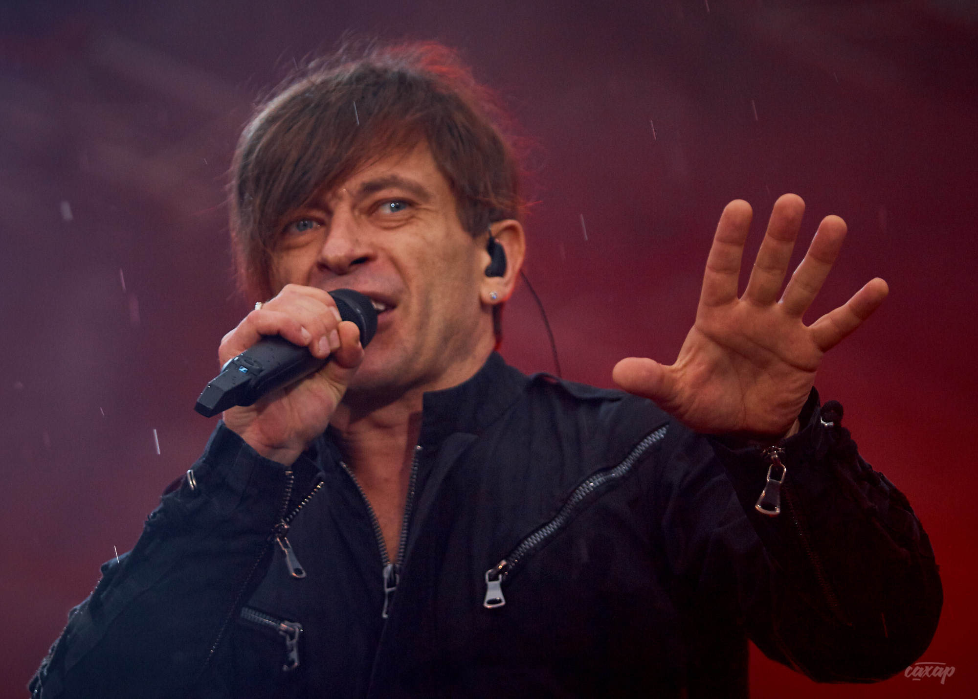 БИ-2, фото с концерта. Фотограф в Екатеринбурге Юра Сахар. Профессиональный фотограф в Екатеринбурге Юра Сахар