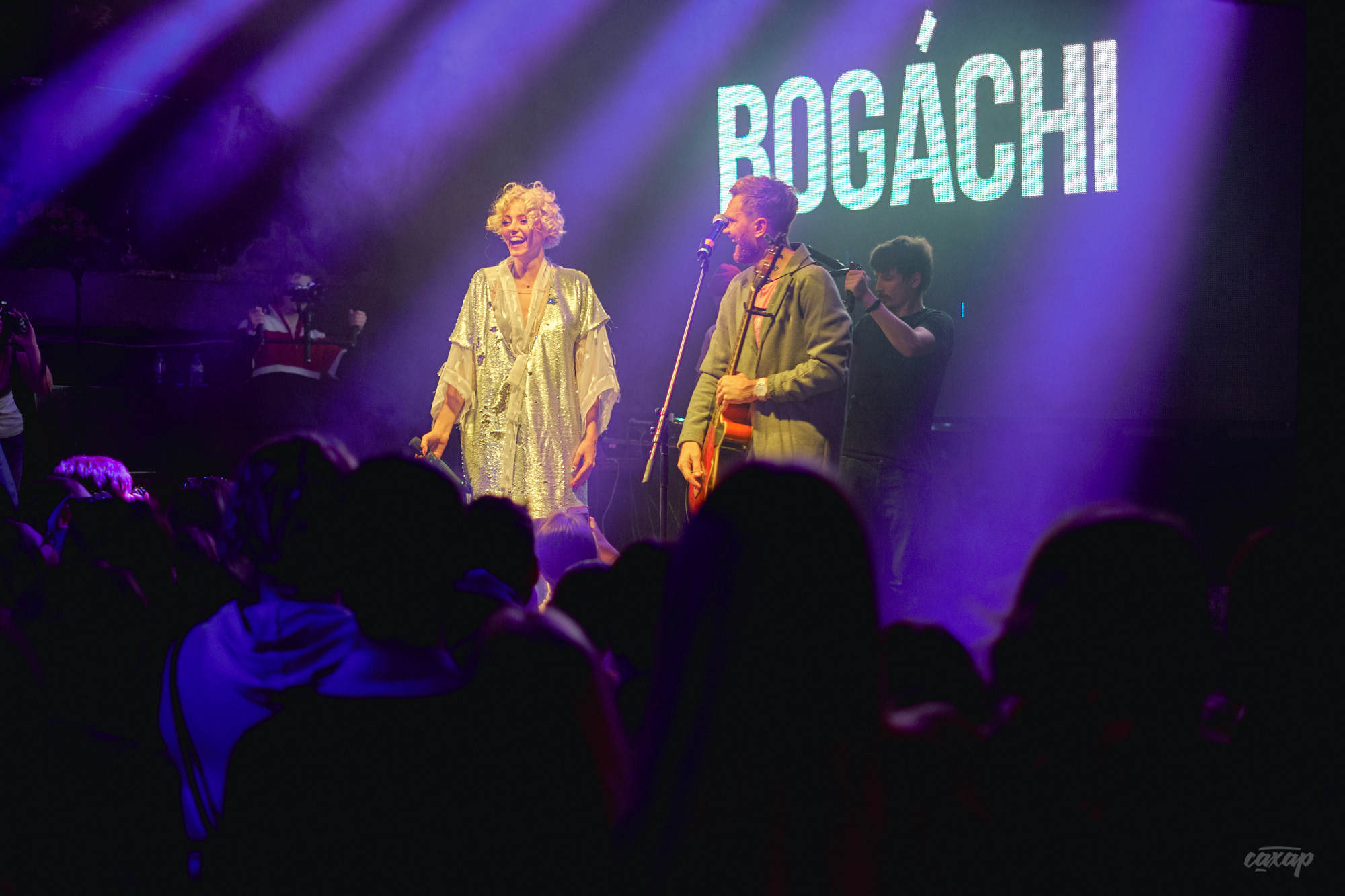 Богачи, фото с концерта. Фотограф в Екатеринбурге Юра Сахар. Профессиональный фотограф в Екатеринбурге Юра Сахар