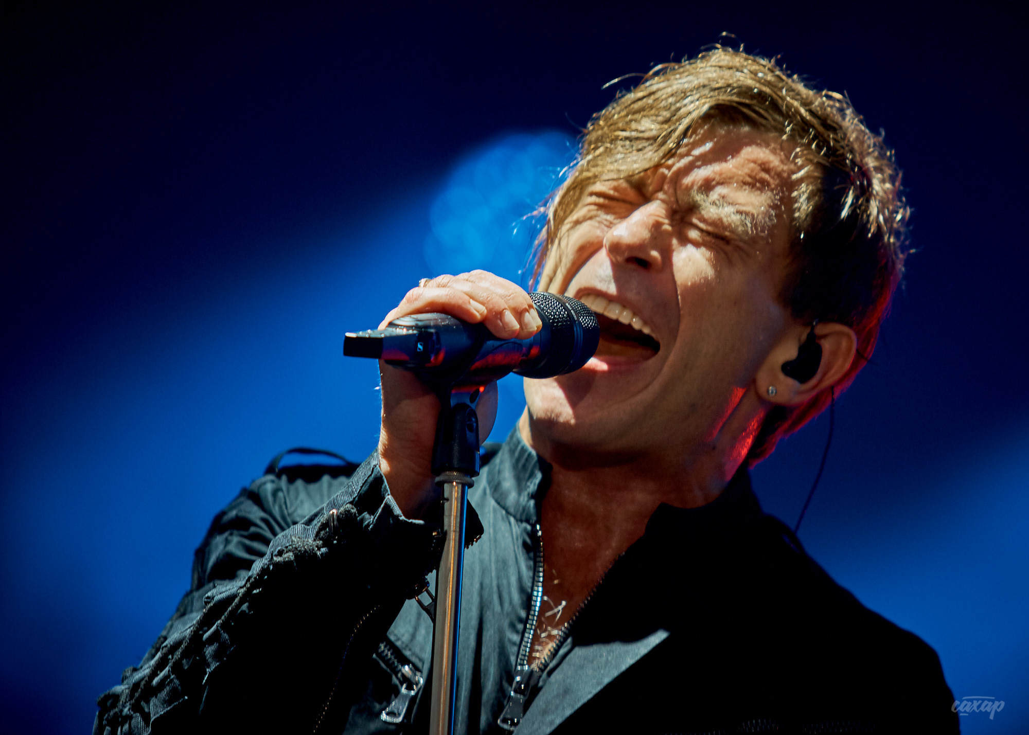 БИ-2, фото с концерта. Фотограф в Екатеринбурге Юра Сахар. Профессиональный фотограф в Екатеринбурге Юра Сахар