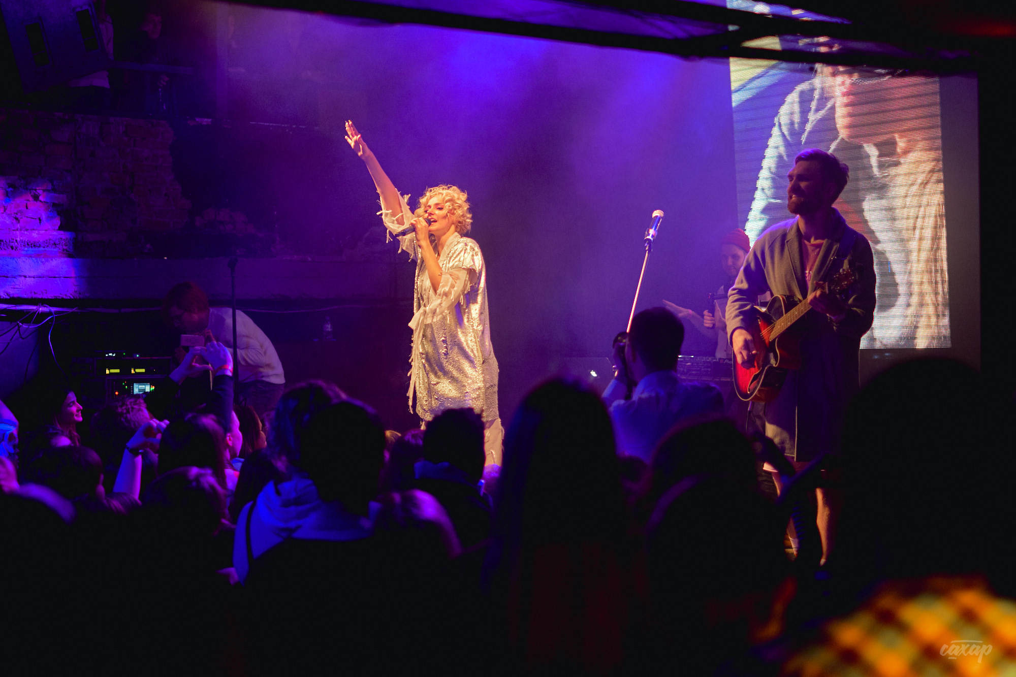 Богачи, фото с концерта. Фотограф в Екатеринбурге Юра Сахар. Профессиональный фотограф в Екатеринбурге Юра Сахар