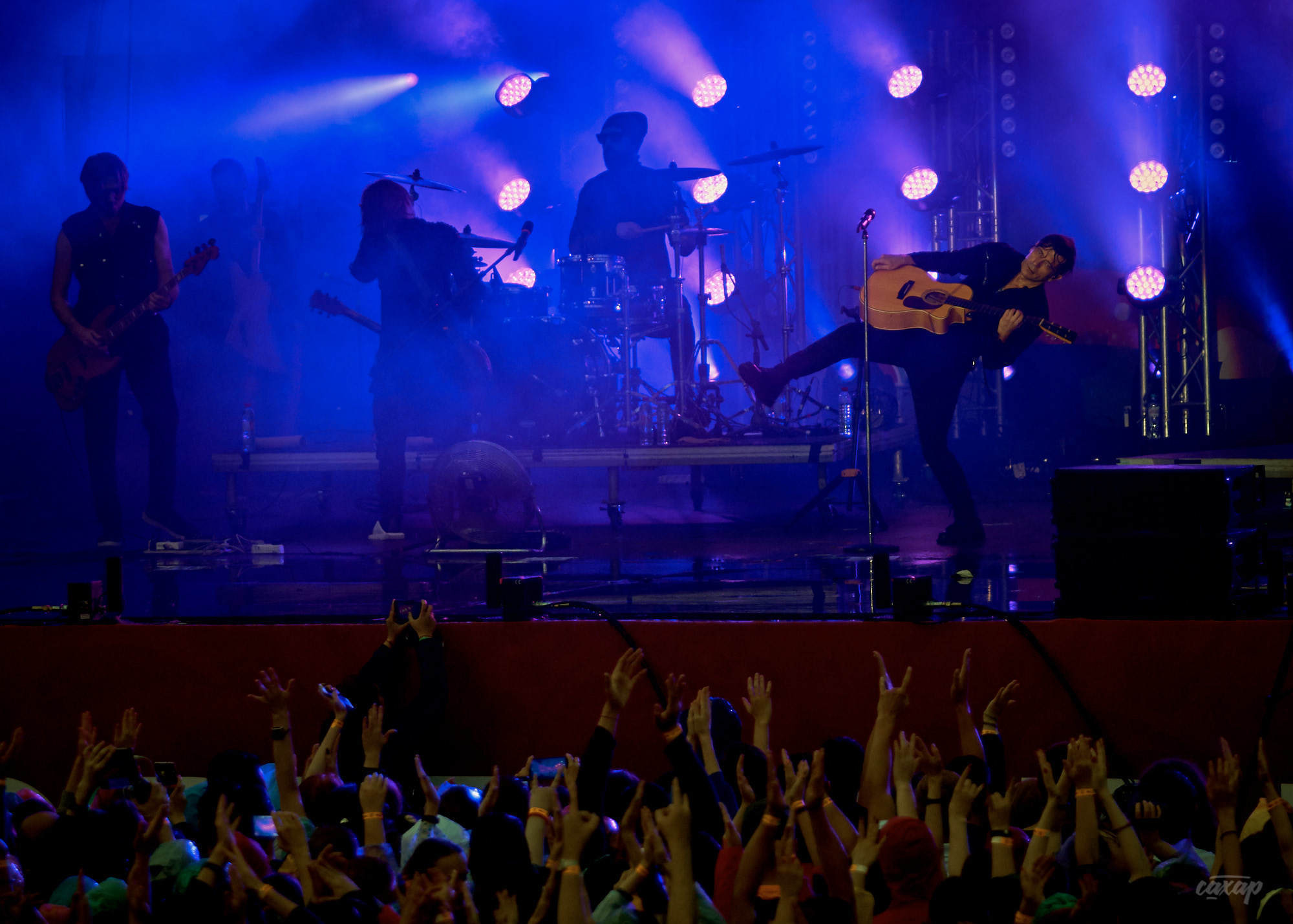 БИ-2, фото с концерта. Фотограф в Екатеринбурге Юра Сахар. Профессиональный фотограф в Екатеринбурге Юра Сахар