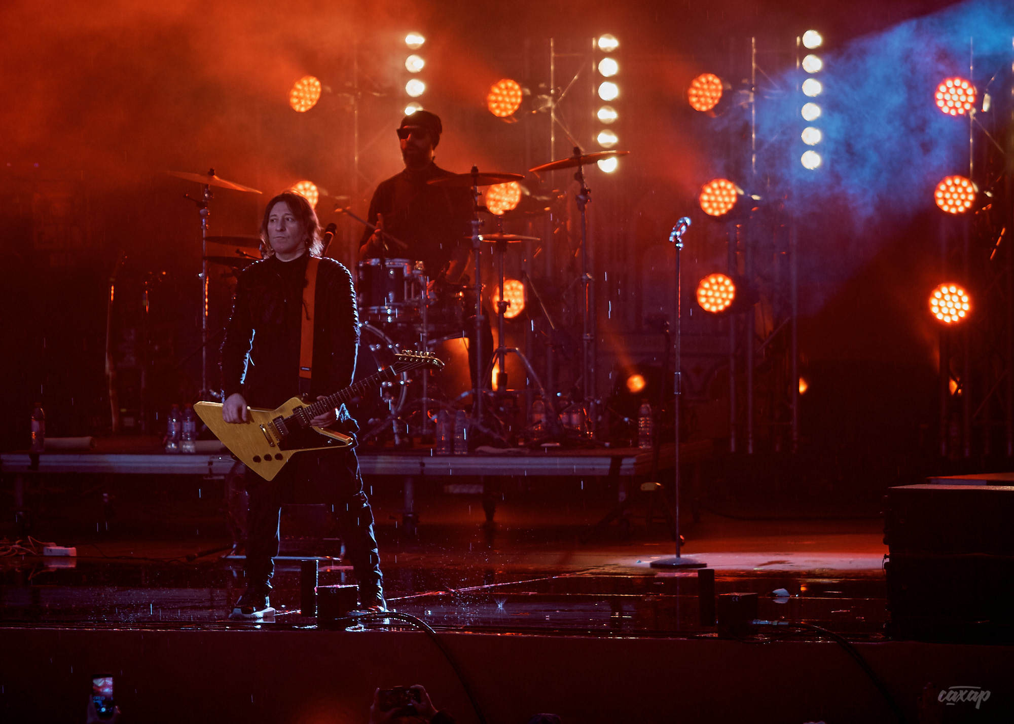 БИ-2, фото с концерта. Фотограф в Екатеринбурге Юра Сахар. Профессиональный фотограф в Екатеринбурге Юра Сахар