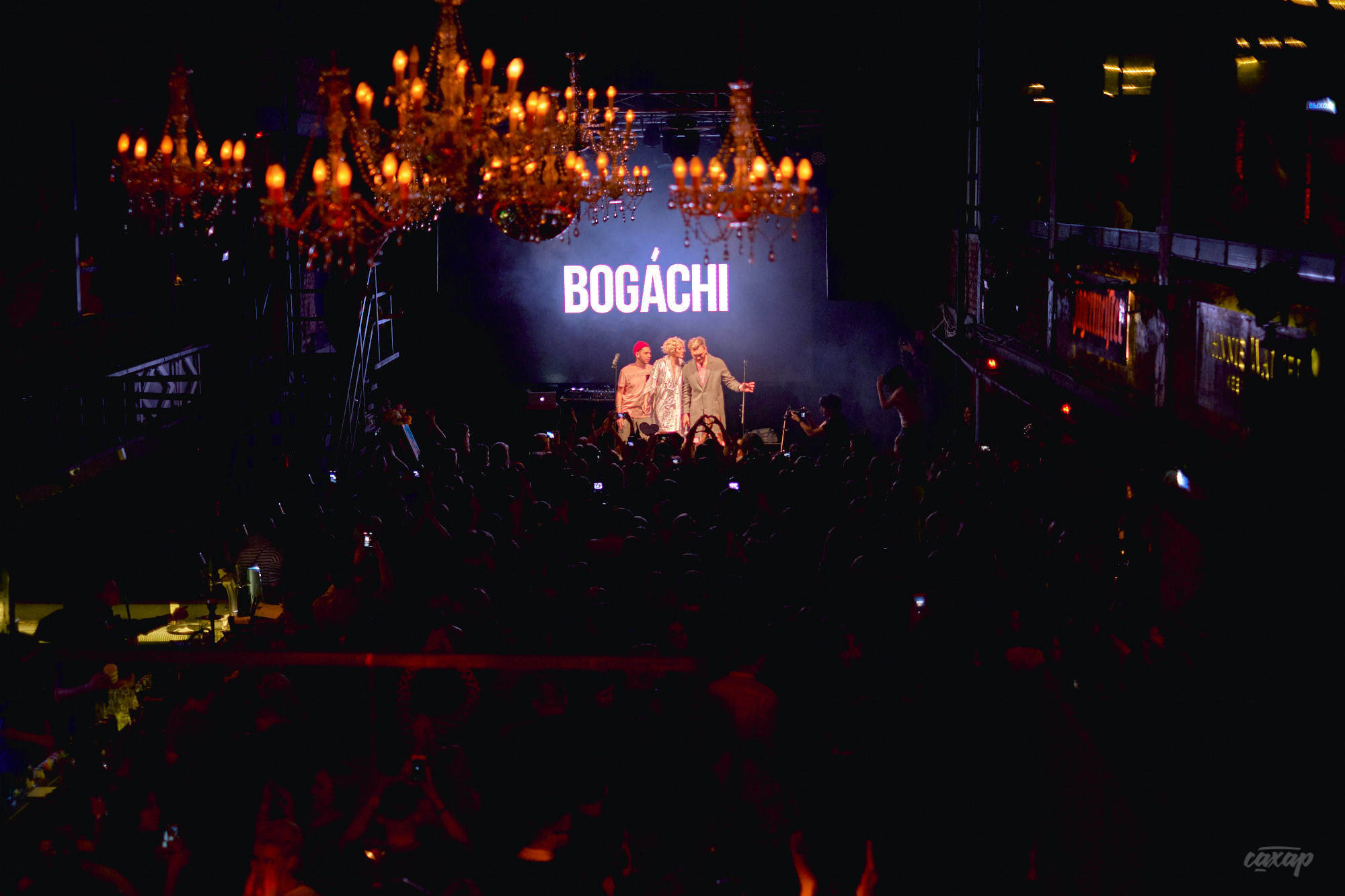 Богачи, фото с концерта. Фотограф в Екатеринбурге Юра Сахар. Профессиональный фотограф в Екатеринбурге Юра Сахар