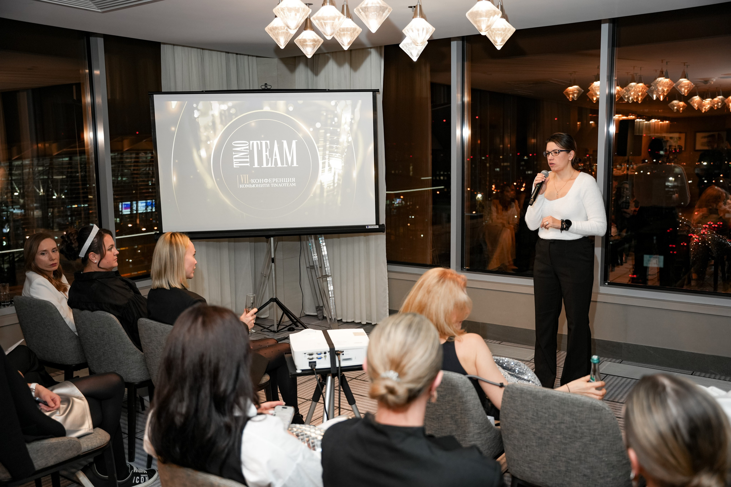 TINAoTEAM: конференция VII. Портретный и репортажный фотограф в Москве Разуменко Роман