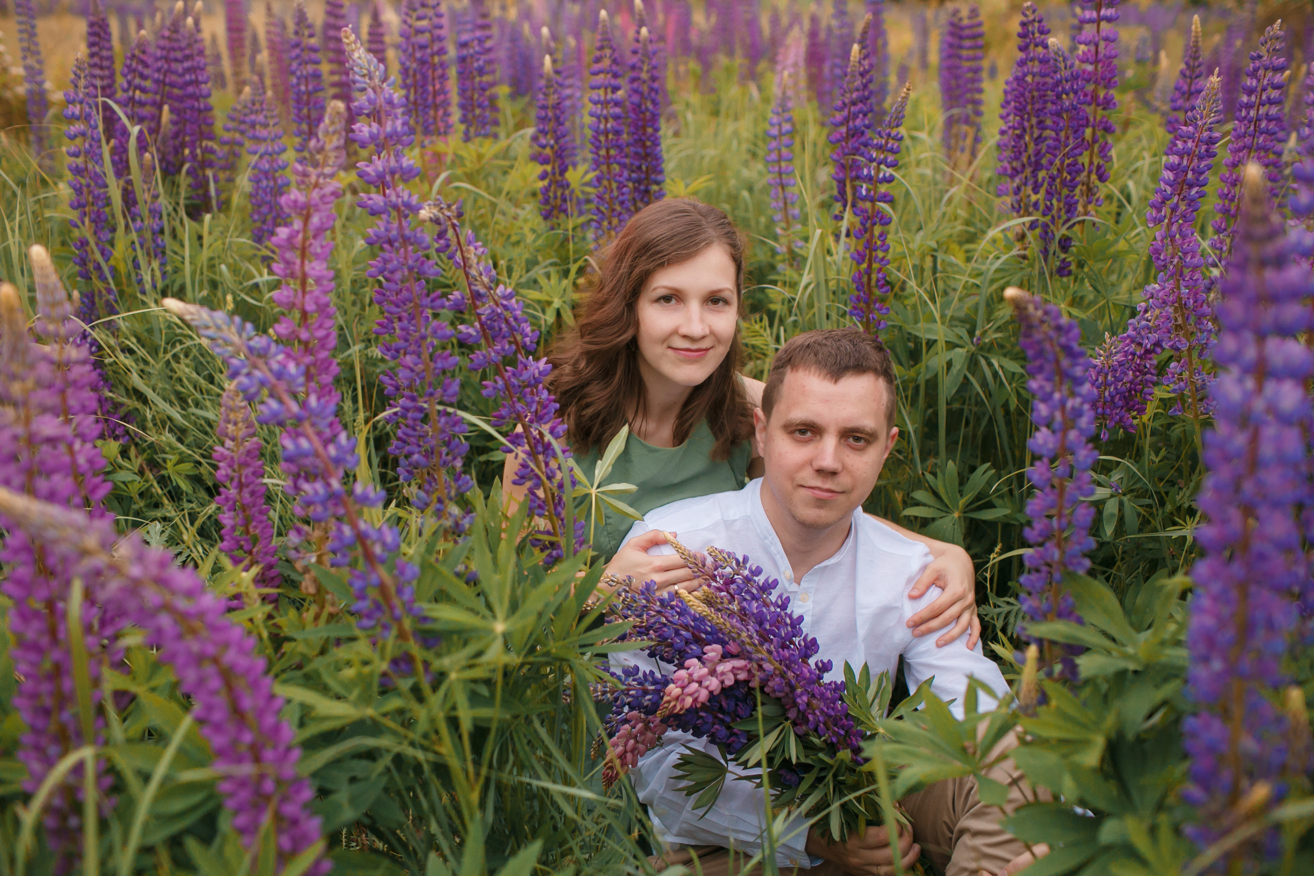 Фотосессия love-story в люпиновом поле в городе Королев. Свадебный и репортажный фотограф (Москва, Королев и другие)