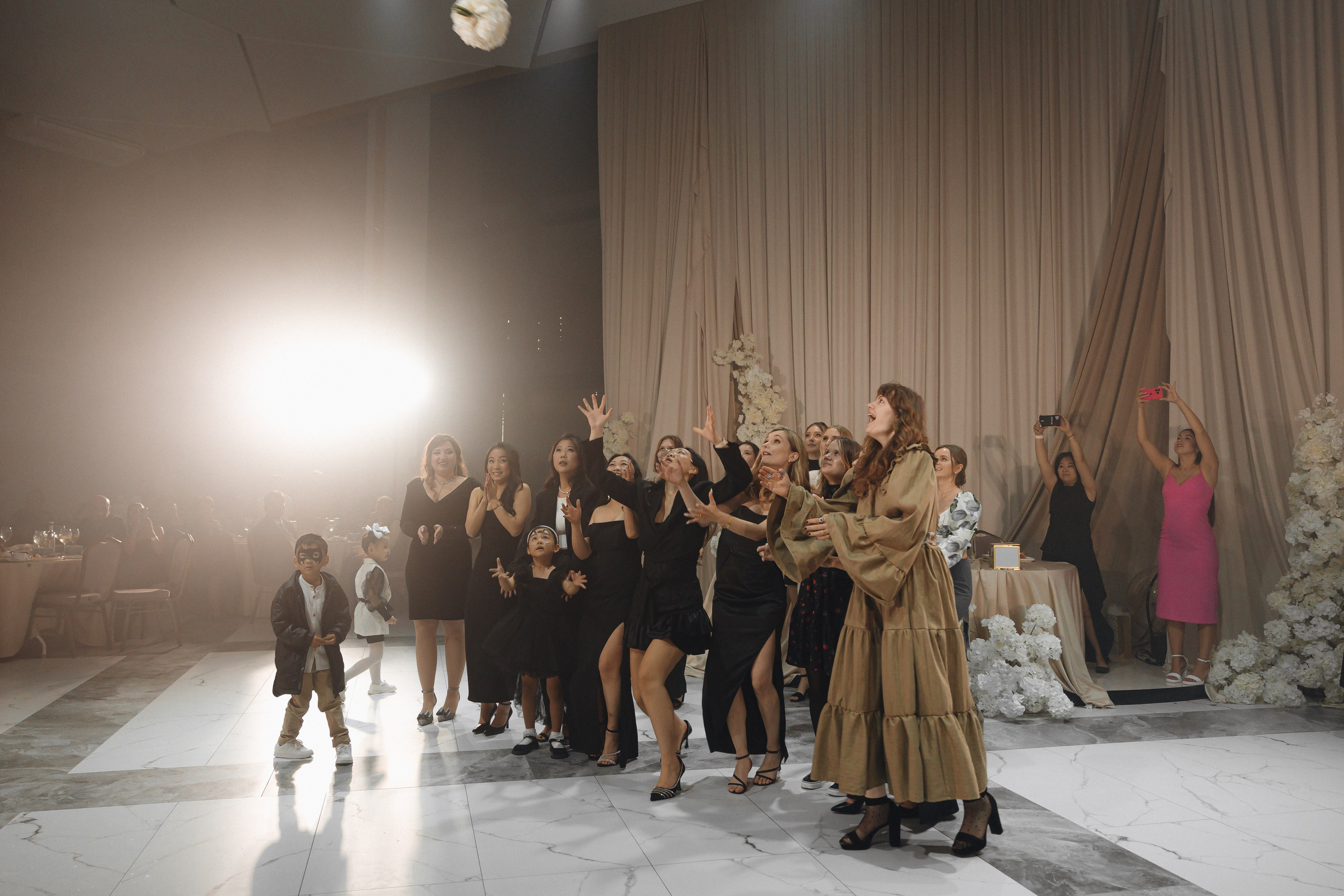 ПАРК СИТИ, MARY WHITE. Свадебный и индивидуальный фотограф в Челябинске Евгения Негодяева