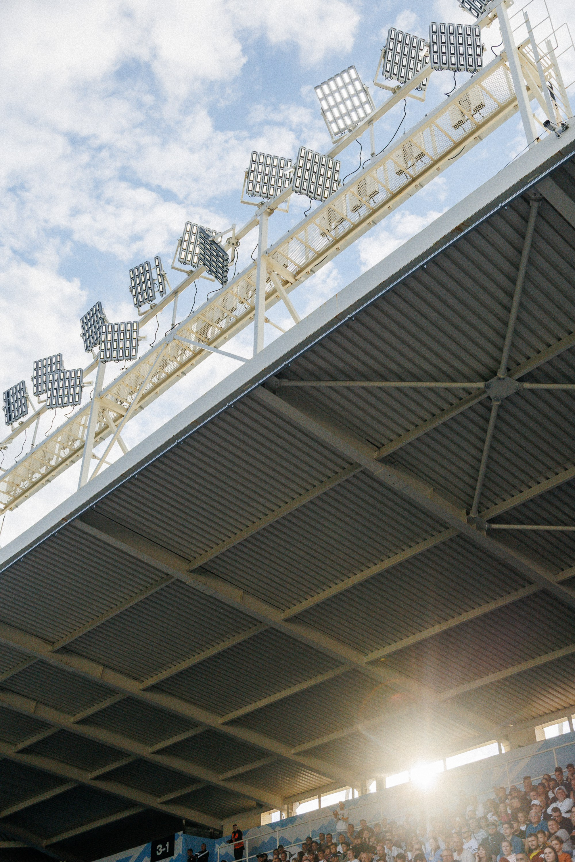 ФК ЧЕЛЯБИНСК Х ФК ВОЛГА. Репортажный фотограф Макс Брагин