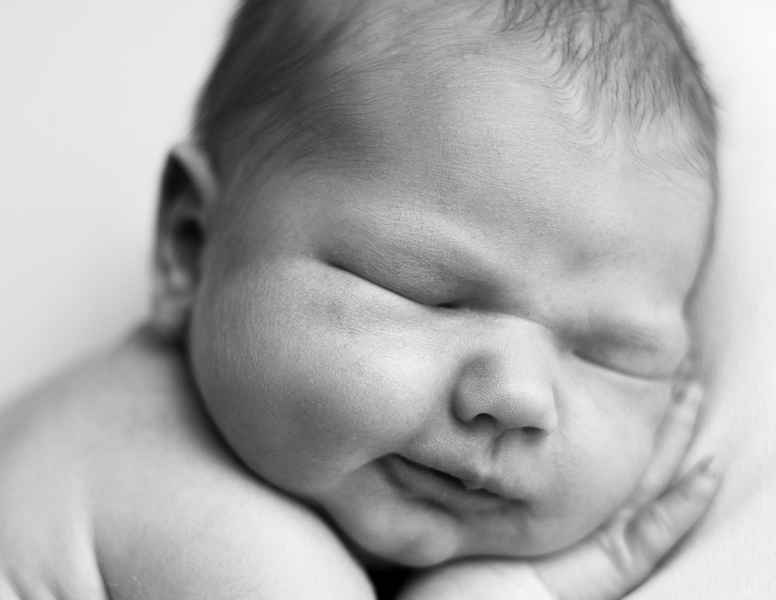 Ч/Б. Фотограф NEWBORN и малышей до года в Тольятти Веретина Лилия