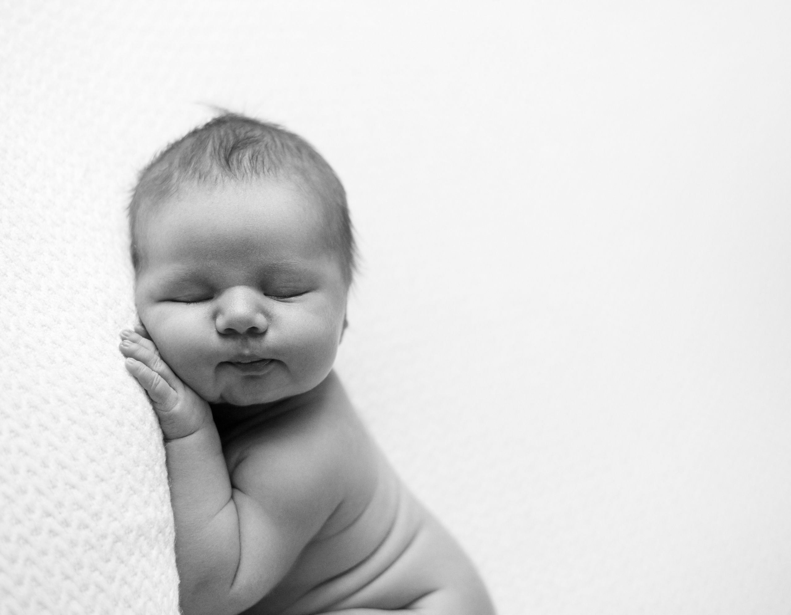 Ч/Б. Фотограф NEWBORN и малышей до года в Тольятти Веретина Лилия