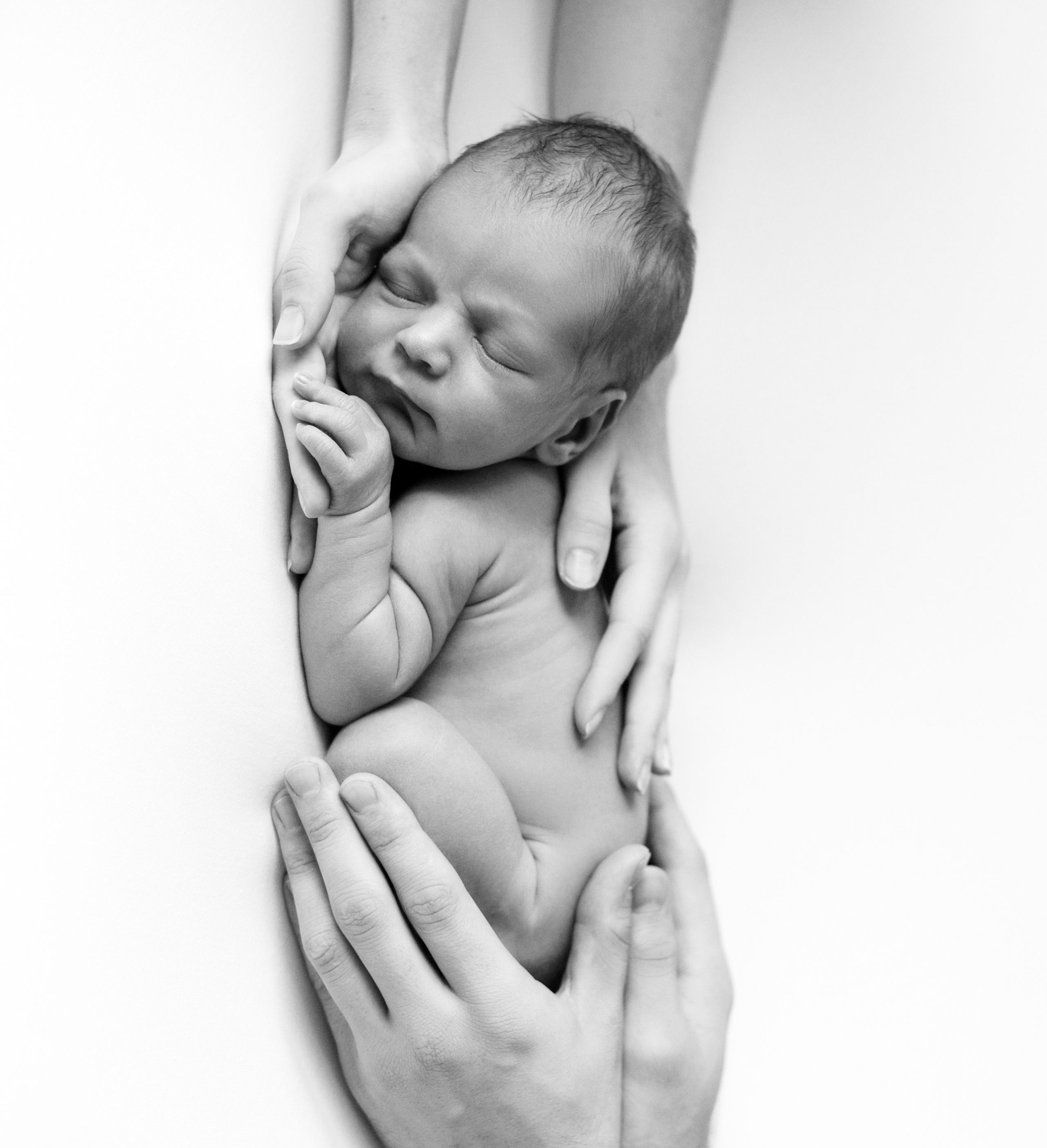 Ч/Б. Фотограф NEWBORN и малышей до года в Тольятти Веретина Лилия