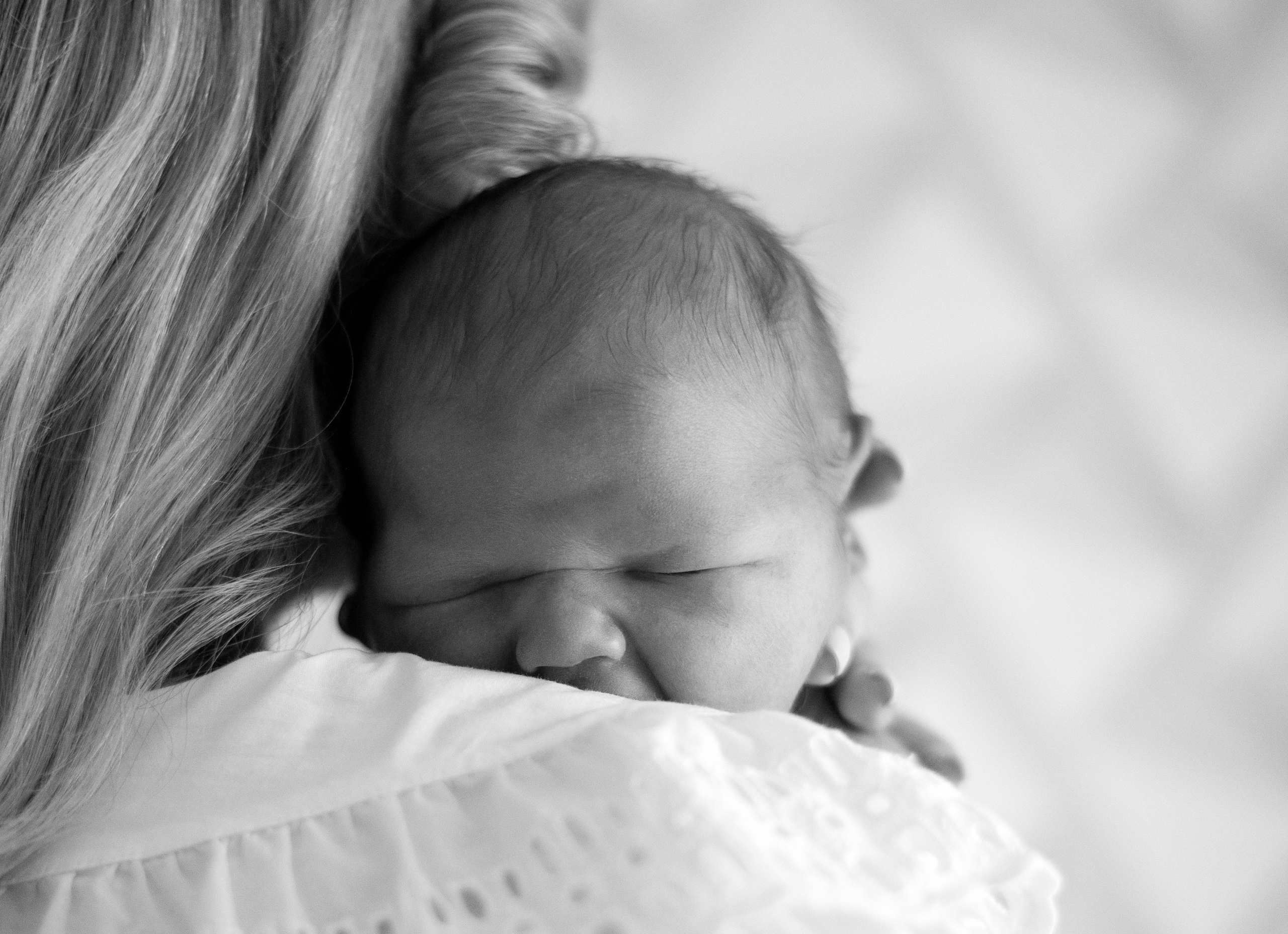 Ч/Б. Фотограф NEWBORN и малышей до года в Тольятти Веретина Лилия