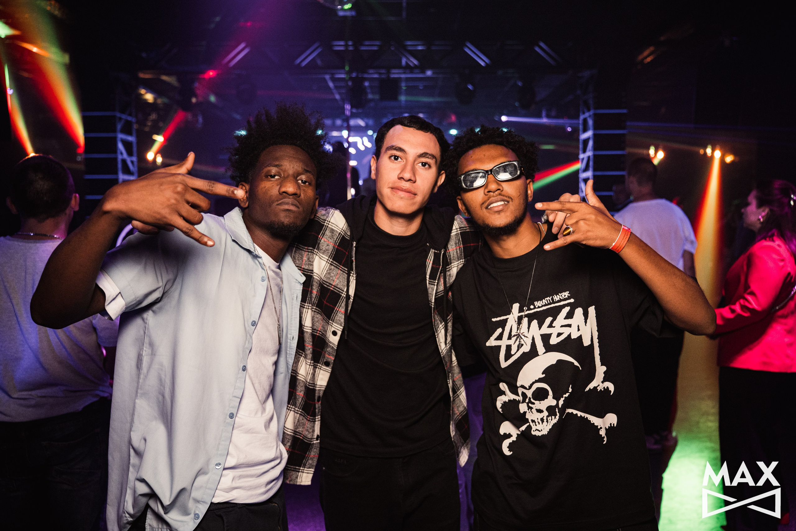 NIGHT CLUB «MAX». Фотограф Великий Новгород Артем Чернецкий