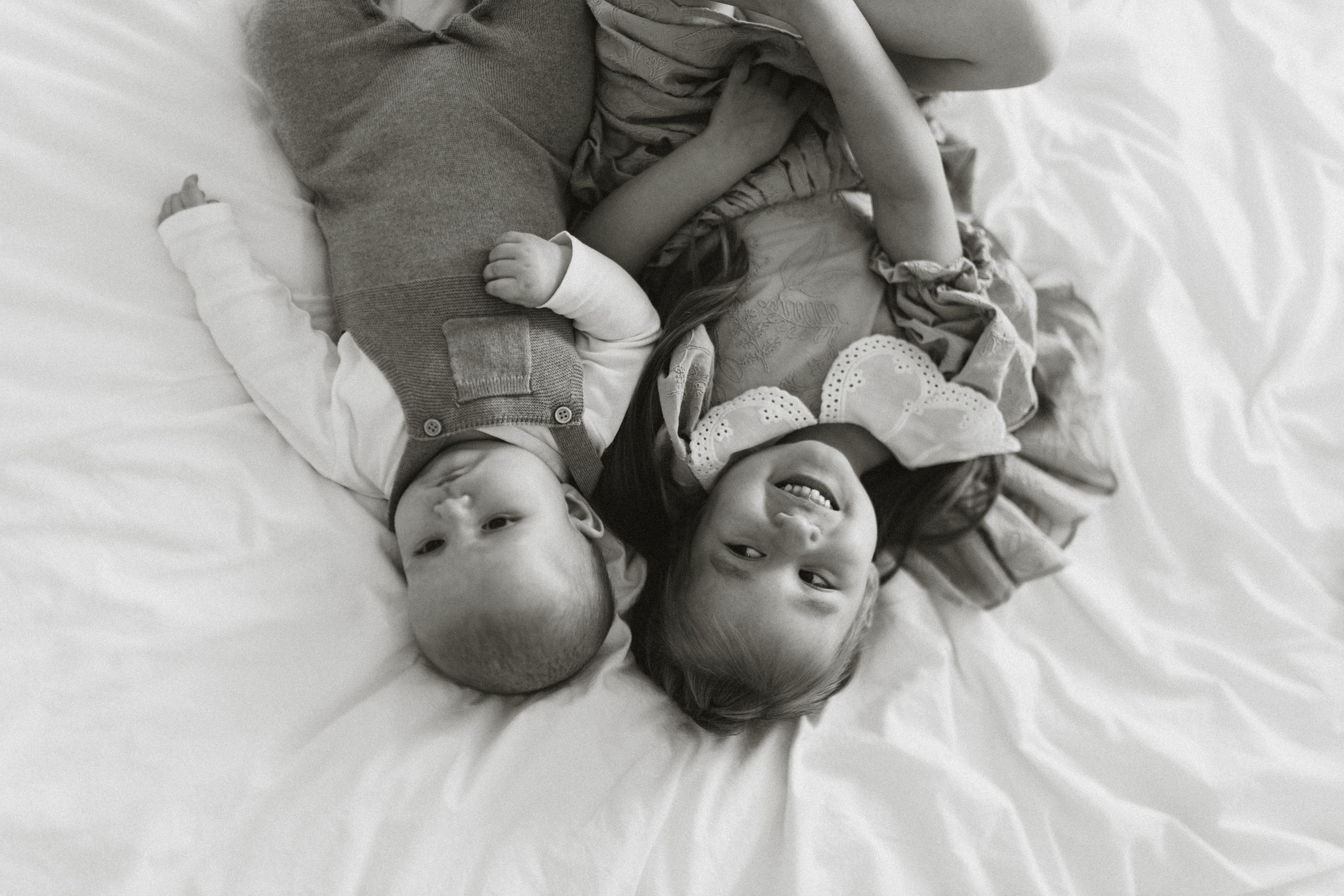 Семейная домашняя фотосессия с детьми. Семейный фотограф Екатеринбург Черепанова Олеся