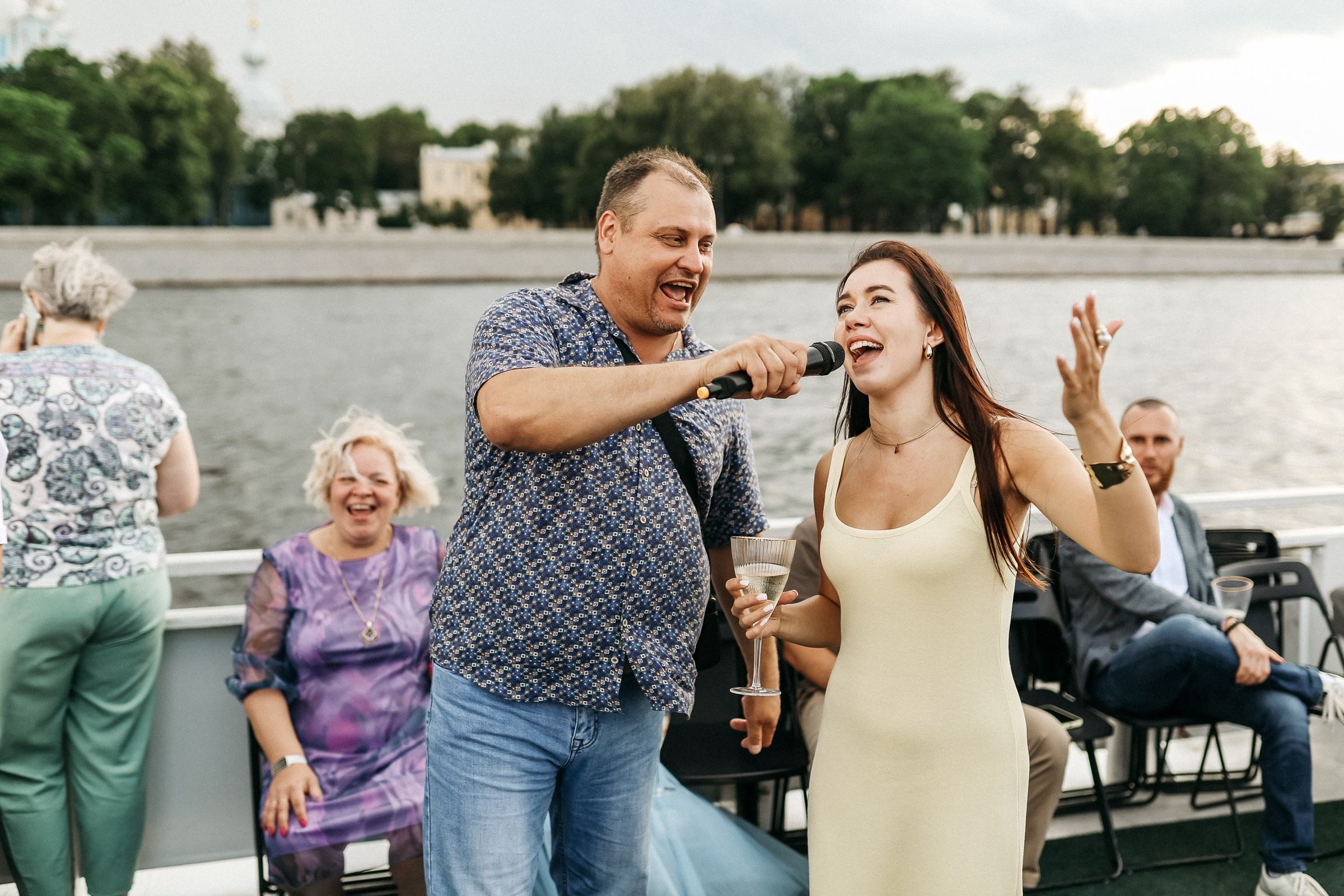 Репортажный фотограф на кораблик Питер