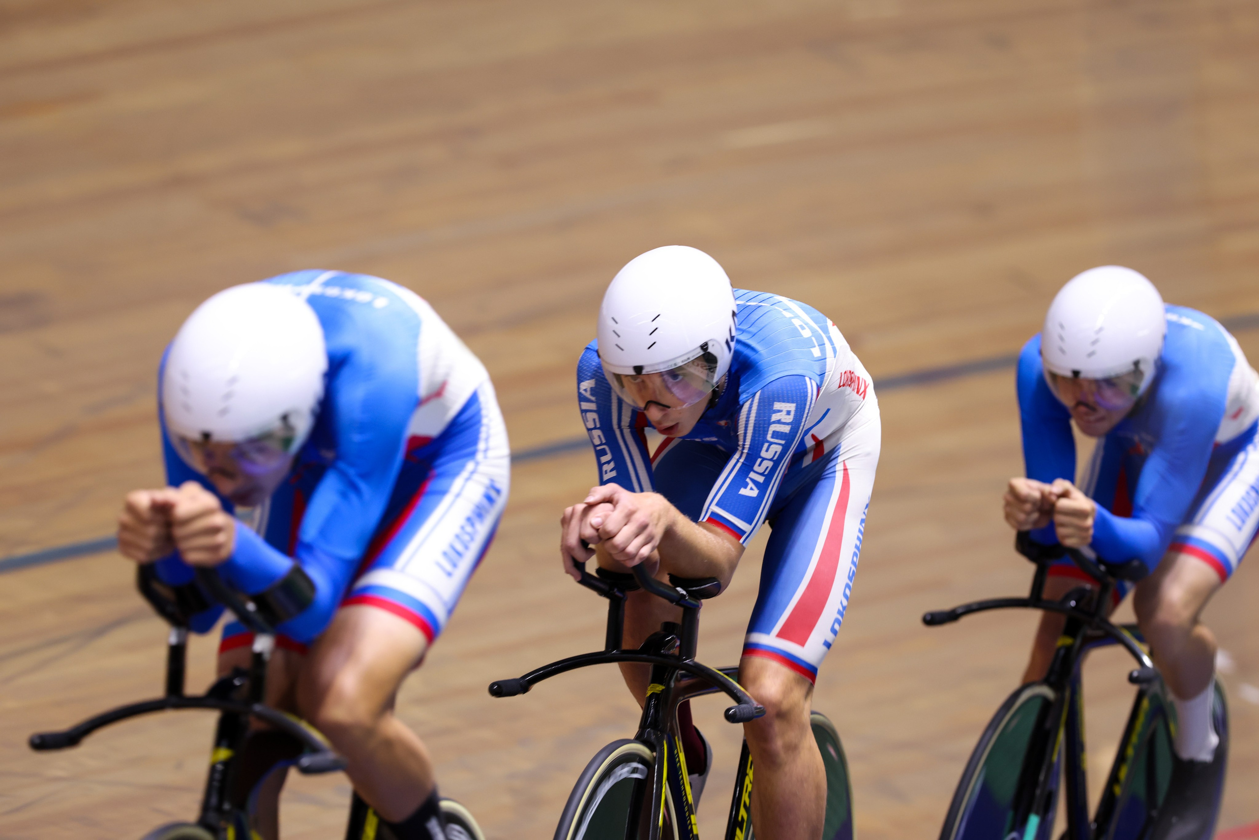 Первенство России по велосипедному спорту «трек» 16.10.2025. Спортивный и репортажный фотограф Антон Тереханов