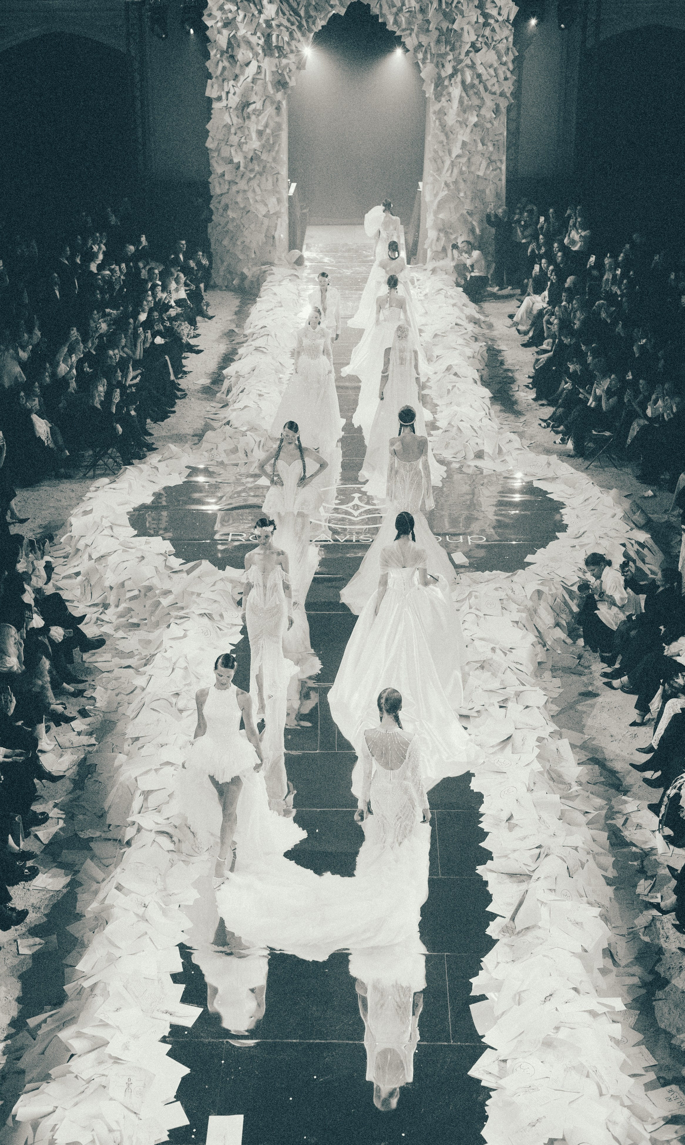 Rara Avis Fashion Show 2026. Fusion Wedding Photographer