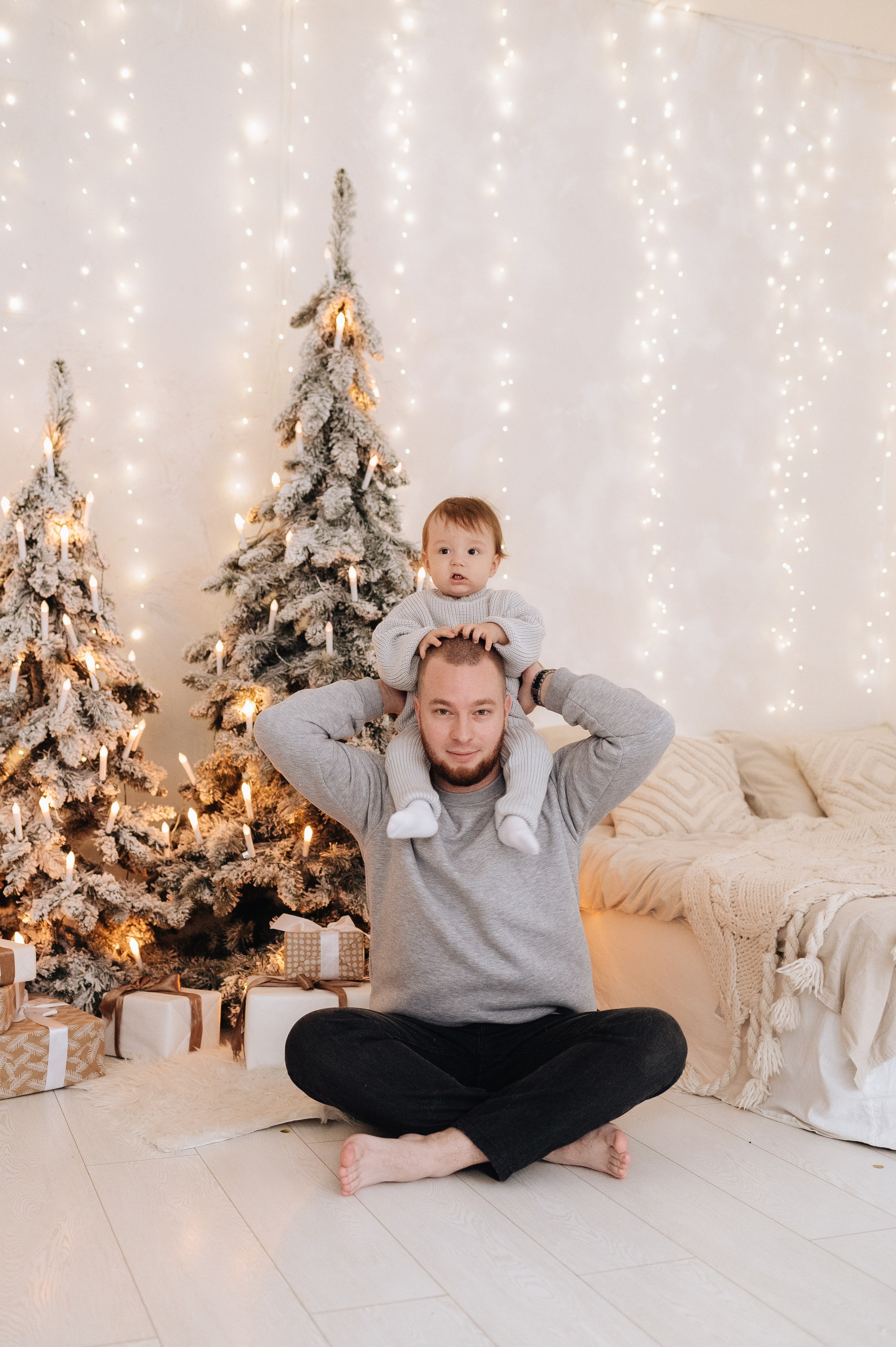 Семейная новогодняя фотосессия Алихана, Кати и Тимура. Фотограф в Москве и Московской области Таня Яблочкина