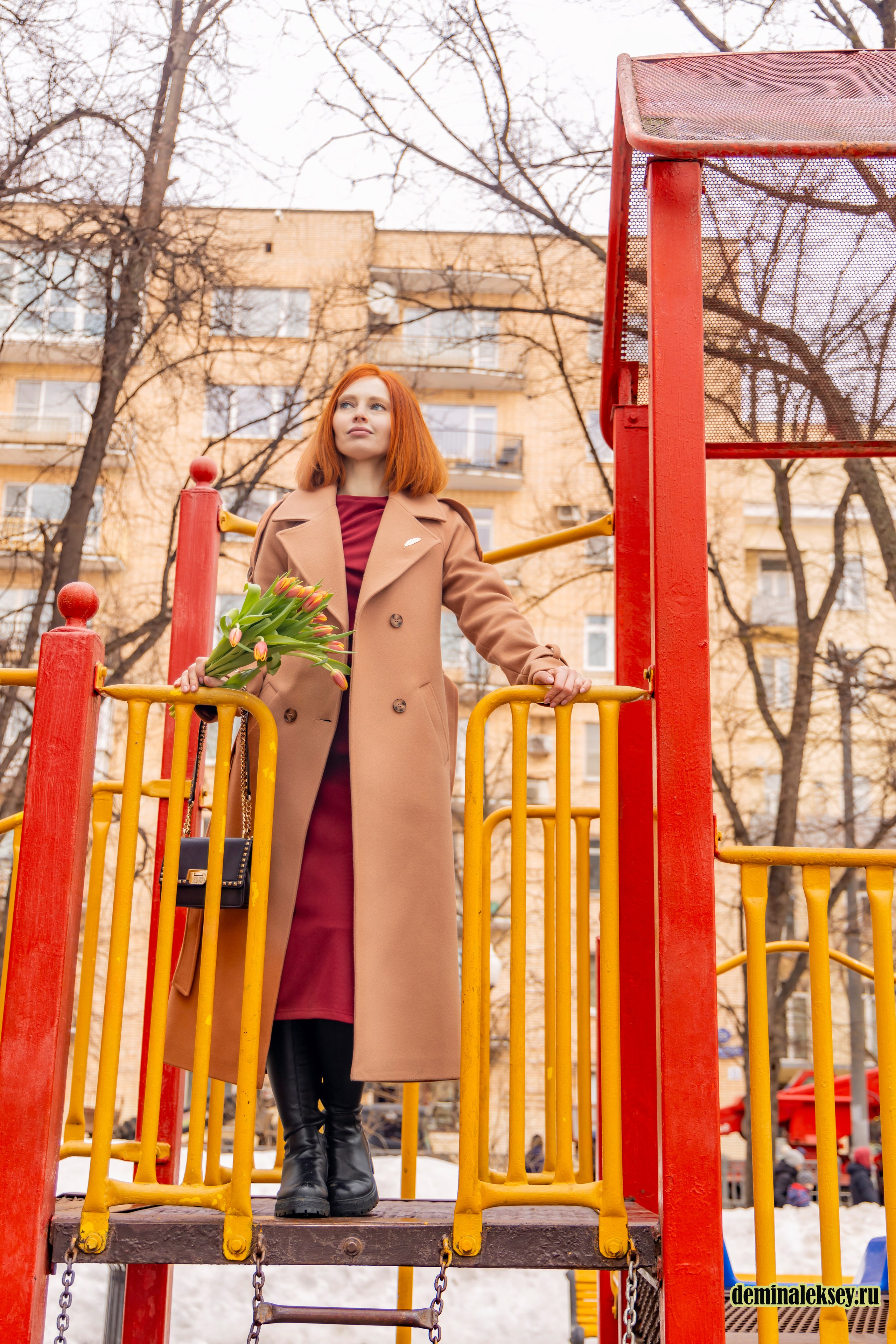 Весенняя фотопрогулка со Светланой на Патриарших прудах. Репортажный, семейный и студийный фотограф в Москве Демин Алексей